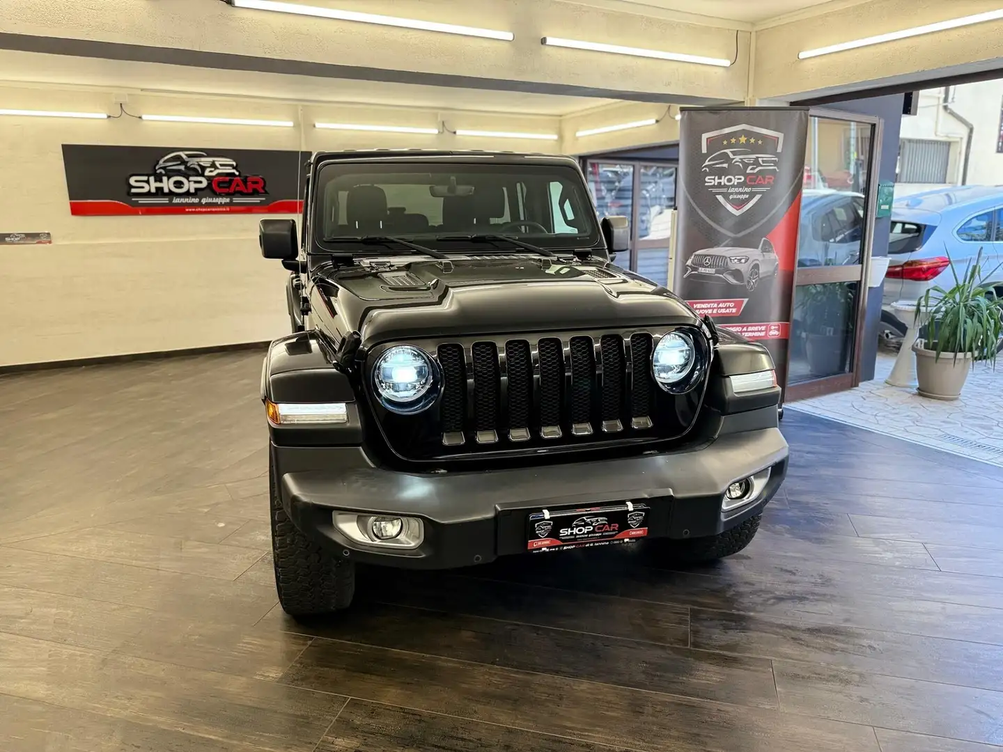 Jeep Wrangler Wrangler Unlimited 2.2 Mjt II Sahara Noir - 1