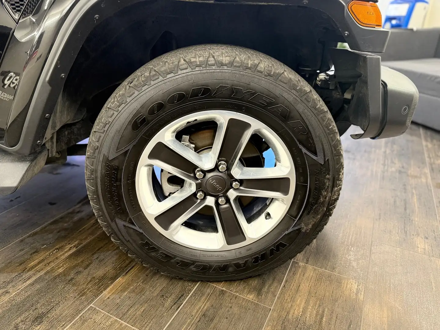 Jeep Wrangler Wrangler Unlimited 2.2 Mjt II Sahara Noir - 2