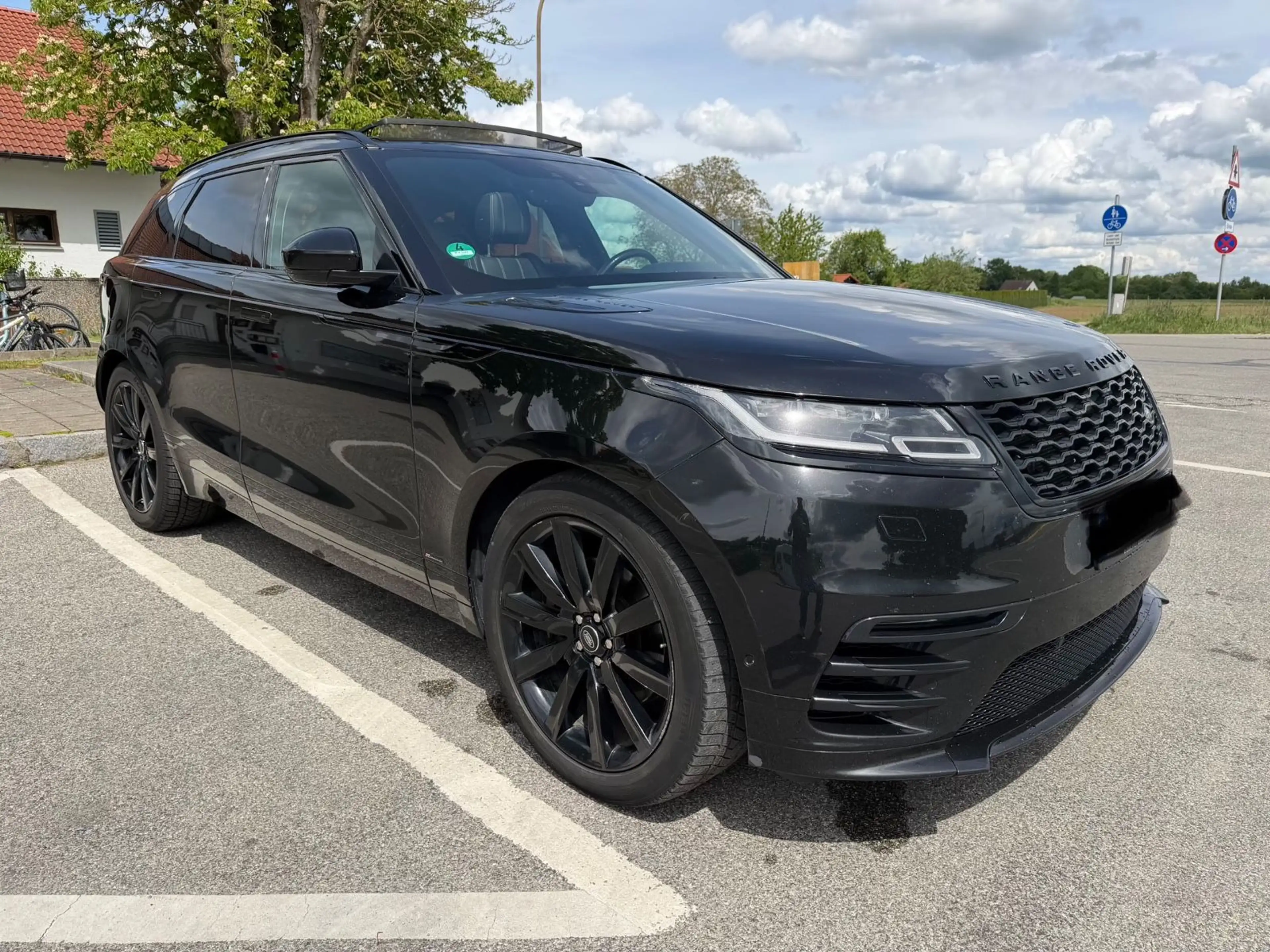 Land Rover Range Rover Velar R-Dynamic SE Pano Meridian — photo 9