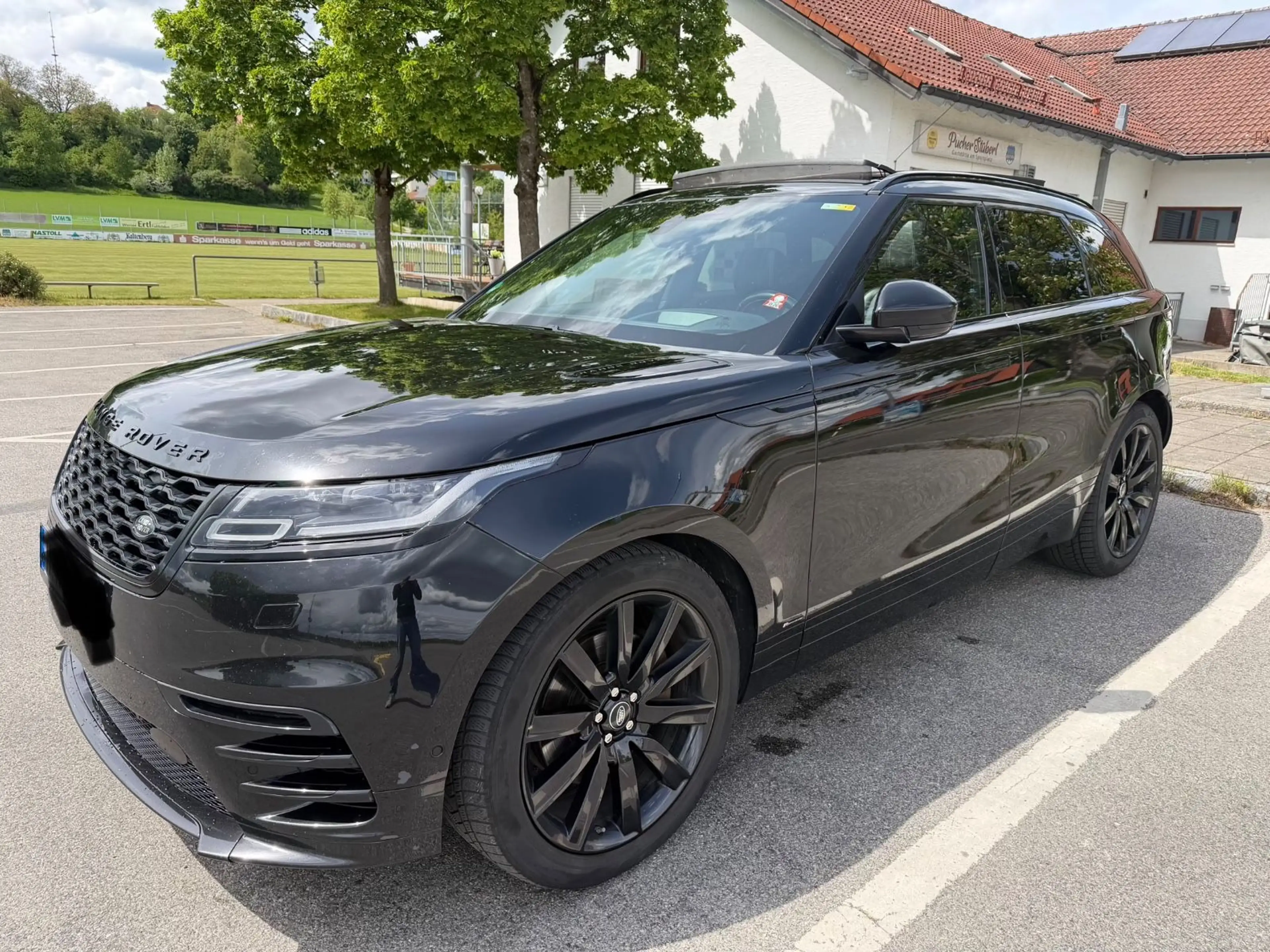 Land Rover Range Rover Velar R-Dynamic SE Pano Meridian — photo 14