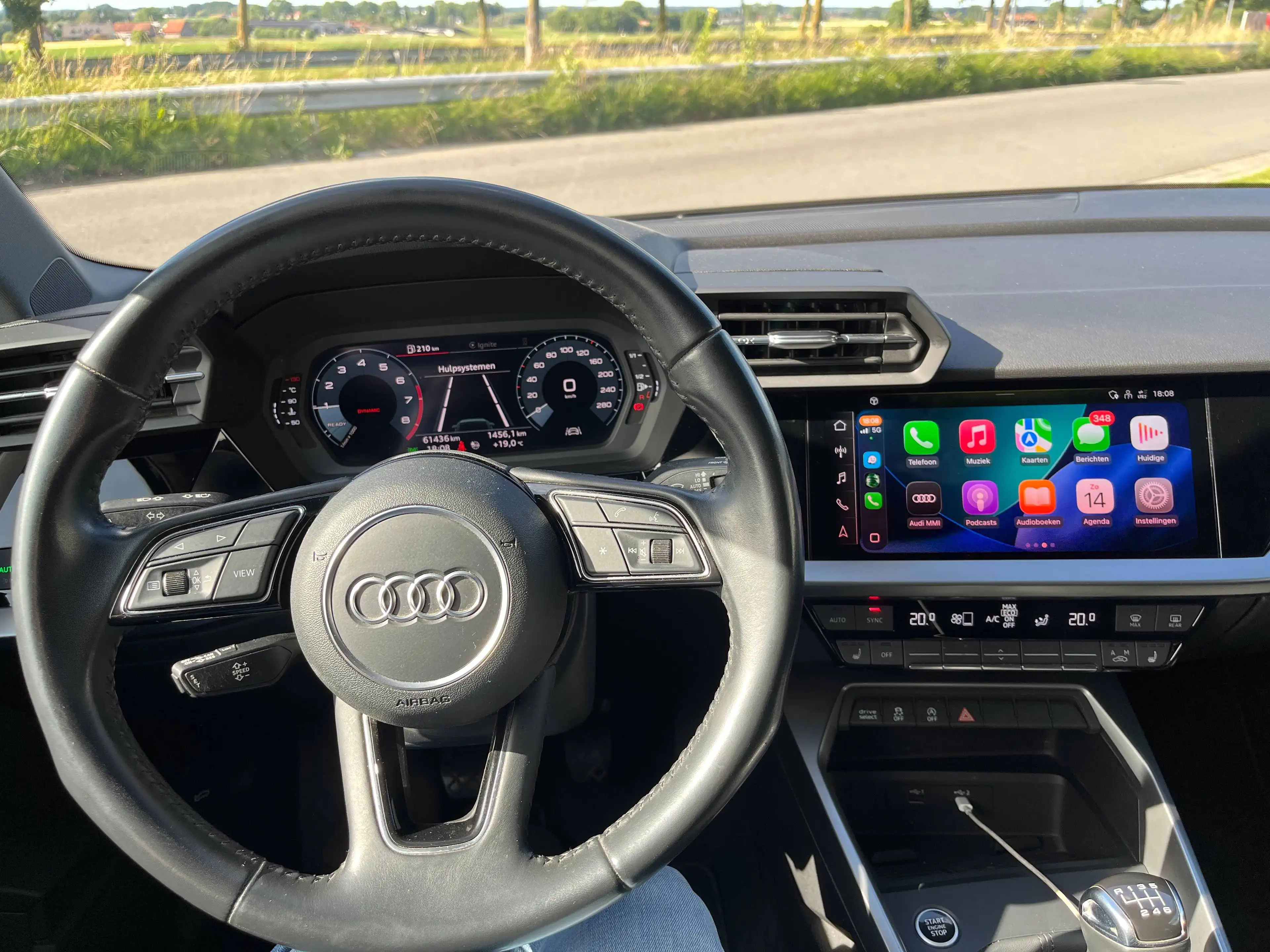Audi A3 A3 Sportback 35 TFSI Carplay Sportzetels LED koplampen — photo 11