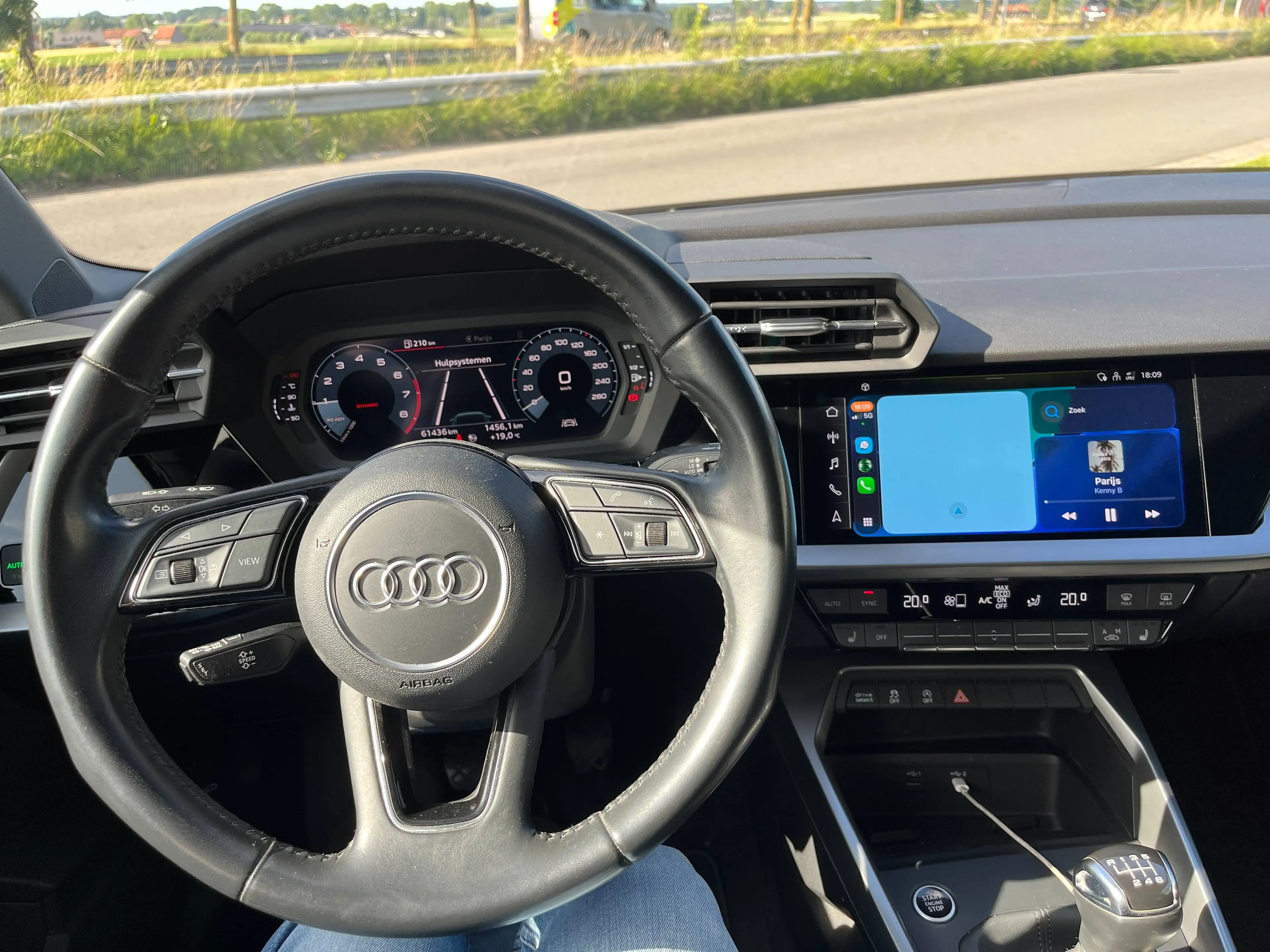 Audi A3 A3 Sportback 35 TFSI Carplay Sportzetels LED koplampen — photo 15