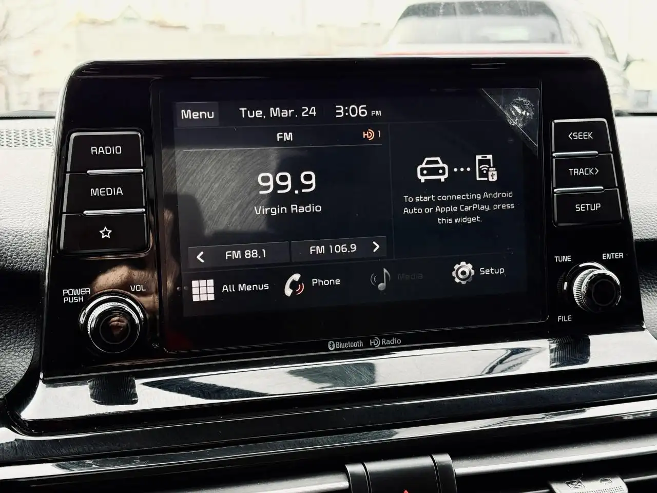 Kia Seltos снимка Kia Seltos