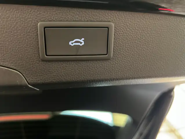 Skoda Superb view 11
