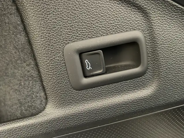 Skoda Superb view 5