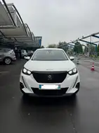 Peugeot 2008 BlueHDi 130 S&S EAT8 Allure