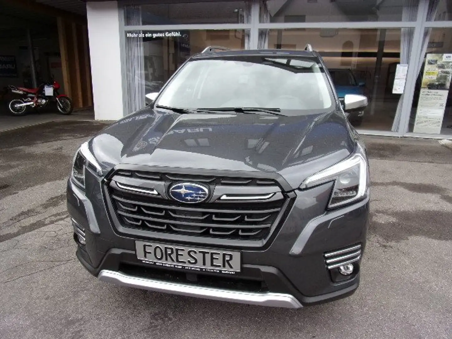 Subaru Forester 2.0ie Lineartronic Comfort siva - 1