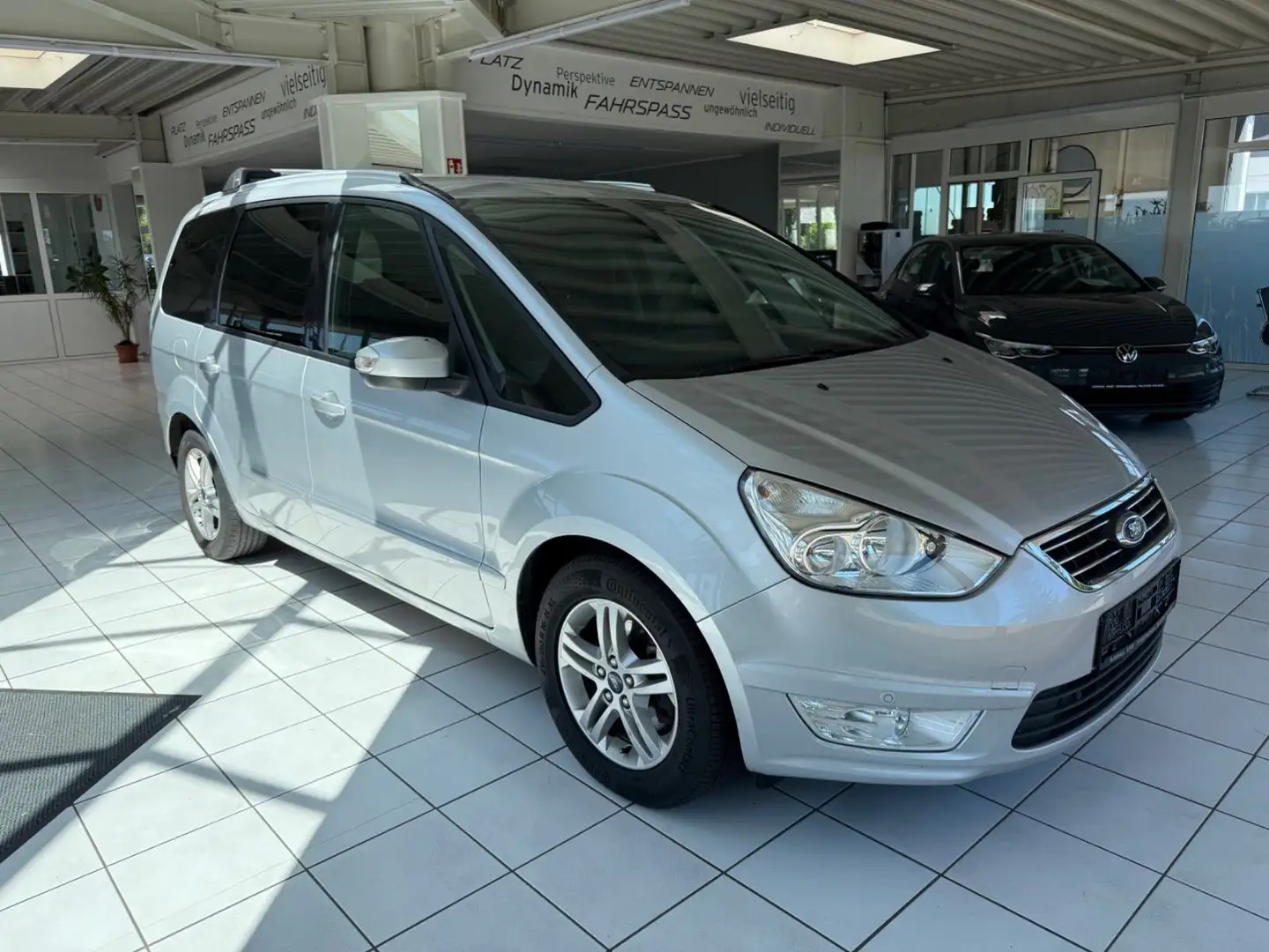 Ford Galaxy Business Edition,7-Sitzer,8x-Reifen,Klima Silber - 1