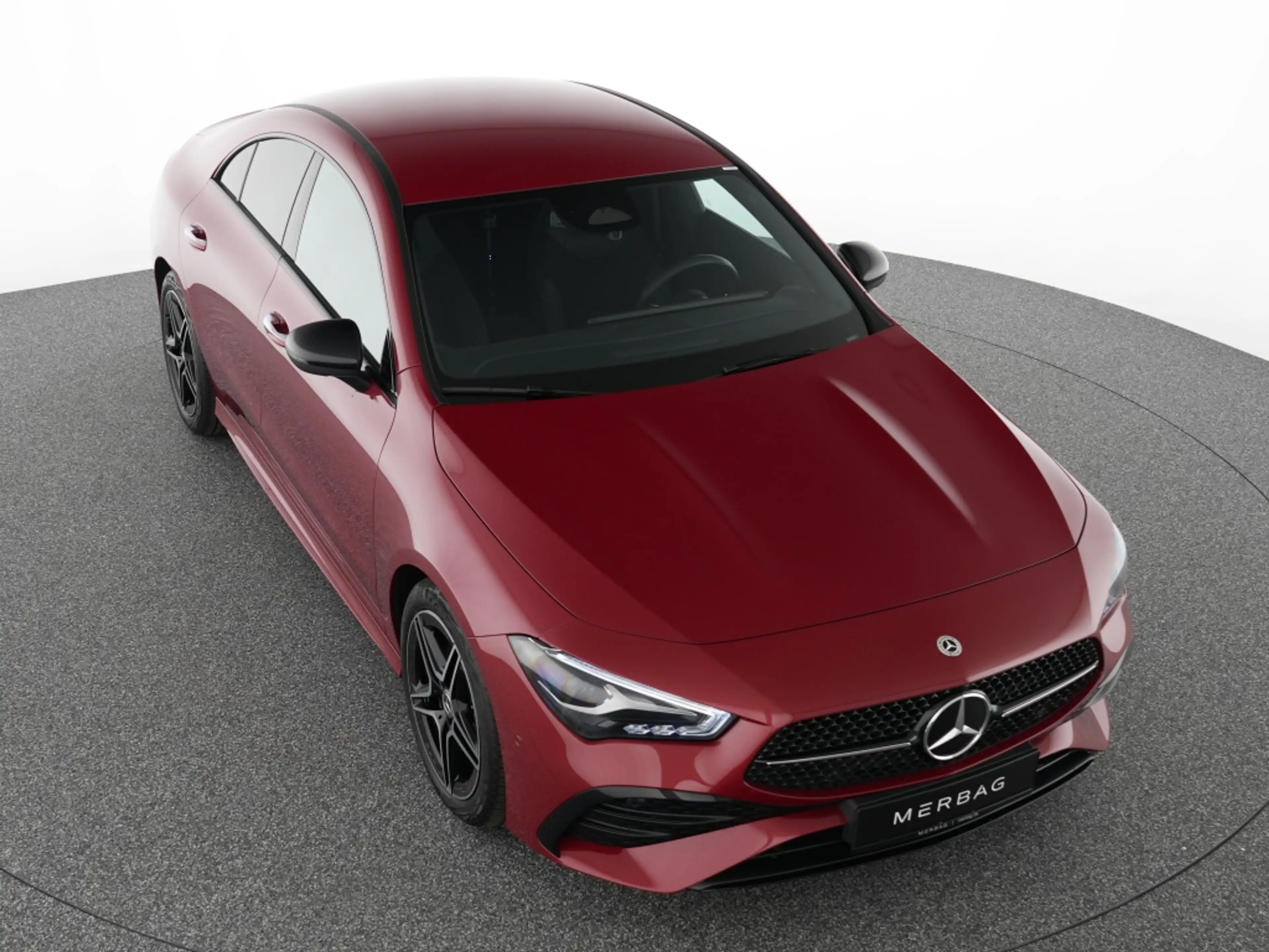 Mercedes-Benz CLA 200 d Coupé AMG Night Premium Kamera Winter — photo 10