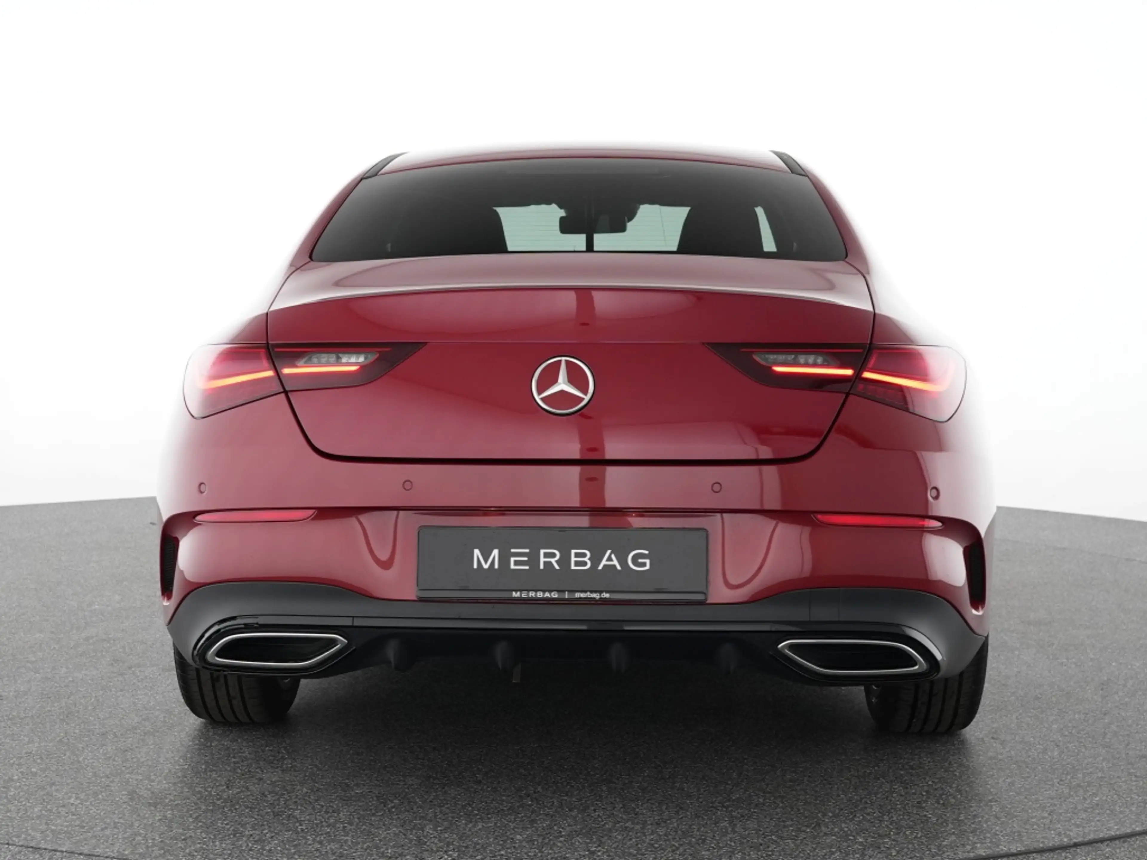 Mercedes-Benz CLA 200 d Coupé AMG Night Premium Kamera Winter — photo 4