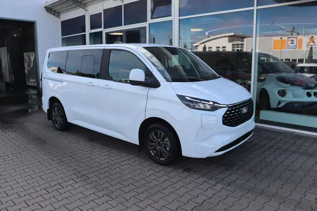 Ford Tourneo Custom Titanium 2.5 PHEV 340 L1 0,0%FIN*