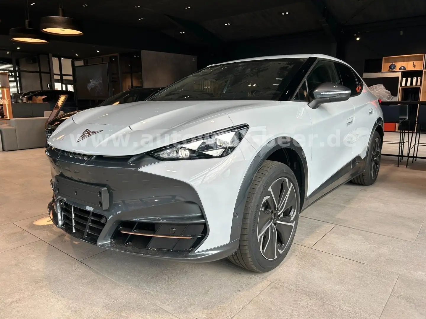 CUPRA Tavascan VZ 4Drive 340PS 77kWh *CAM*NAV*FULL LIN Argintiu - 1