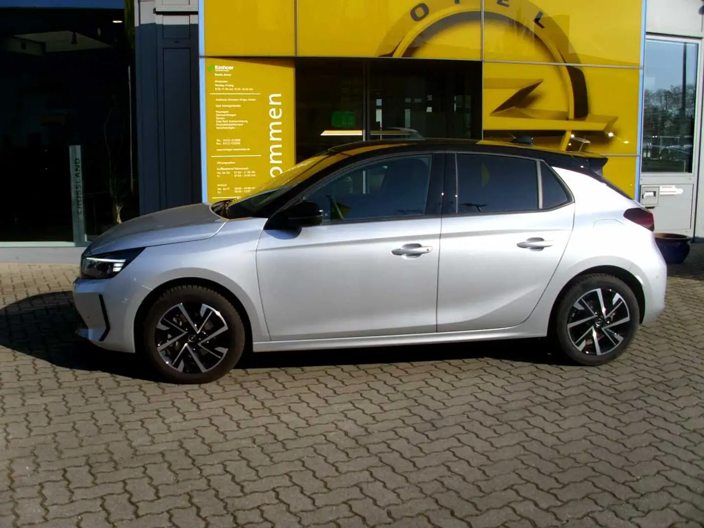 Opel Corsa 5-Türer 1.2 Direct Injection Turbo Automatik GS Na Silber - 2