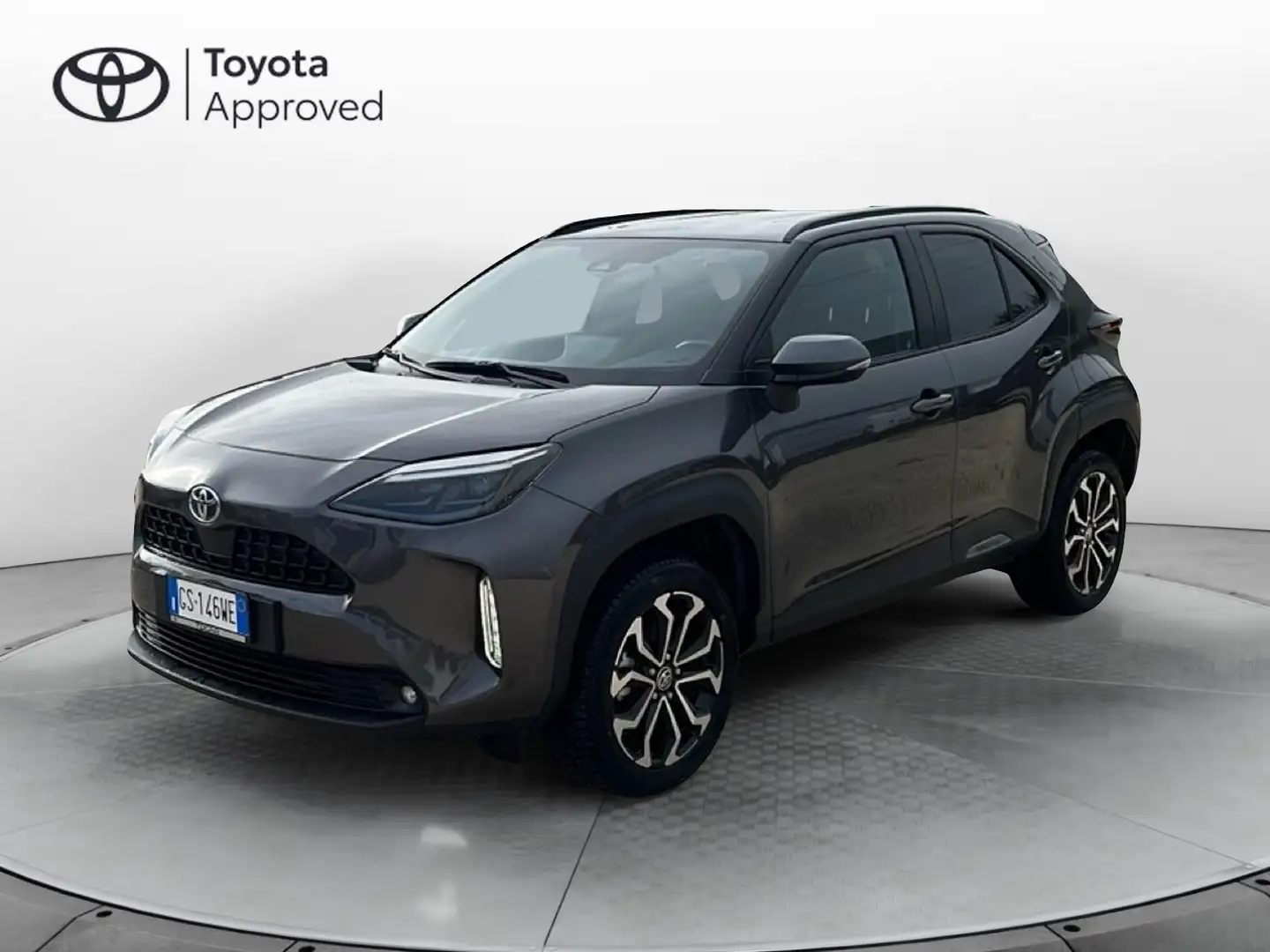 Toyota Yaris Cross Yaris Cross 1.5 Hybrid 5p. E-CVT Trend Gris - 1