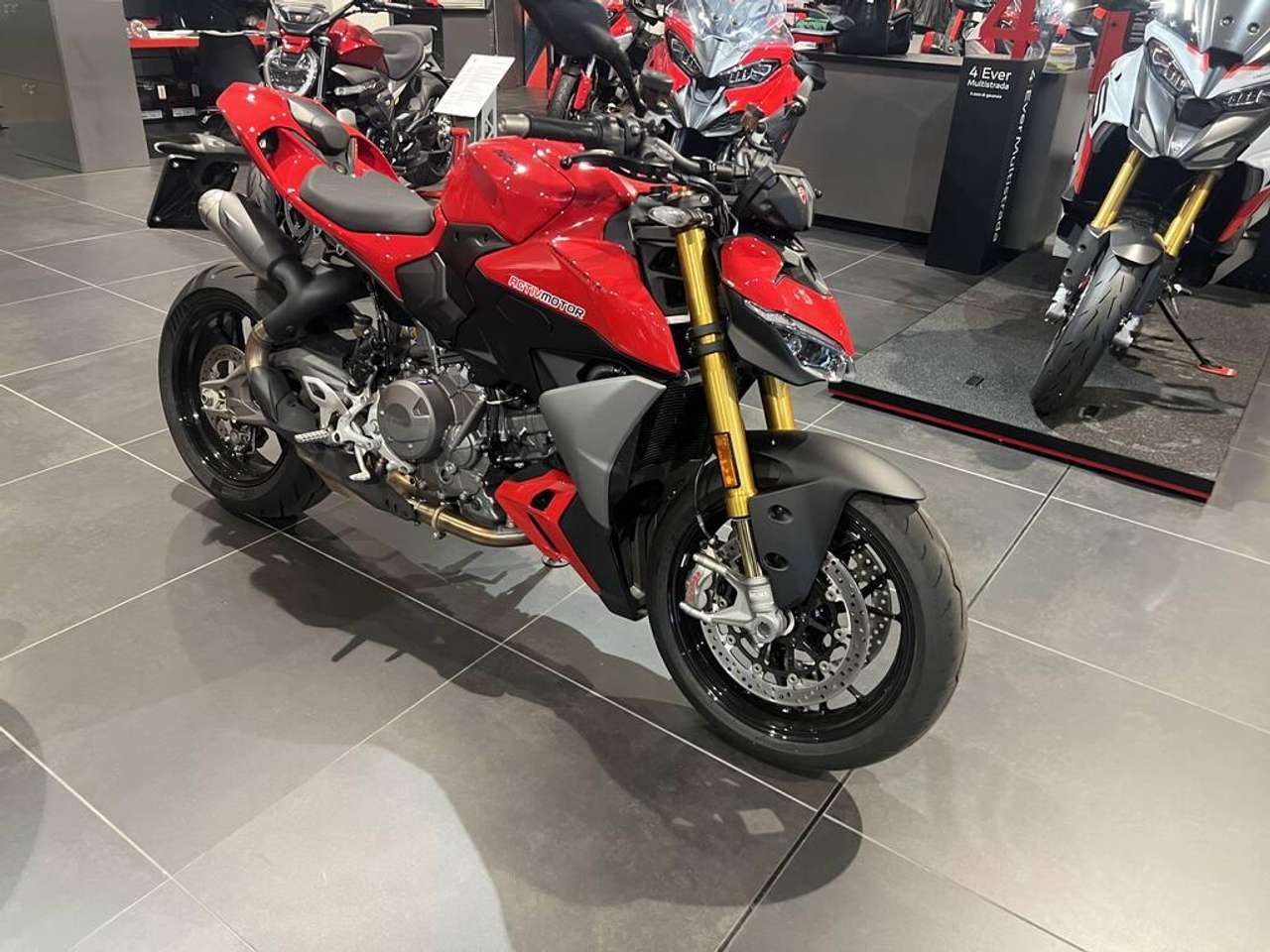 Ducati Streetfighter Streetfighter V2 S 890 my25