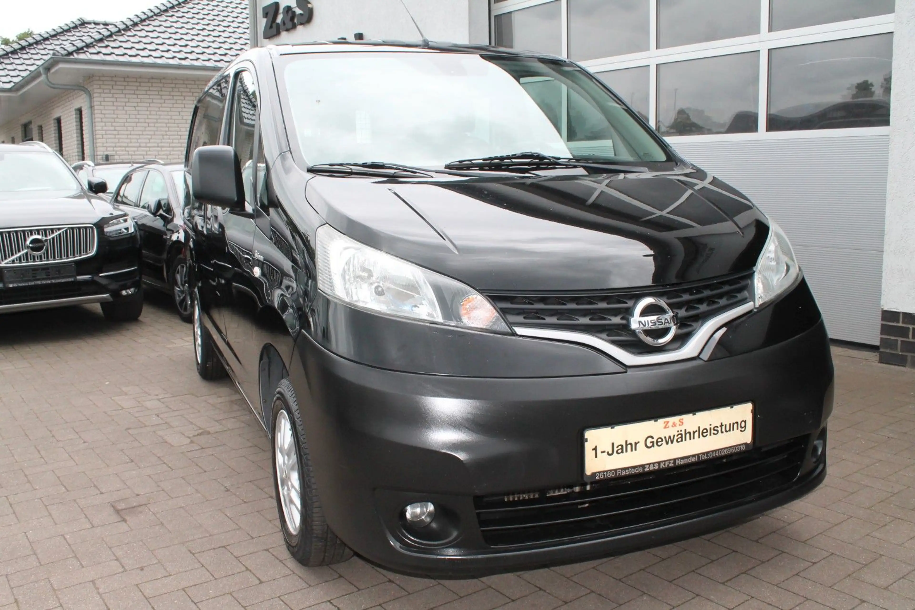 Nissan NV200 /Evalia Kasten Pro *TÜV-NEU*