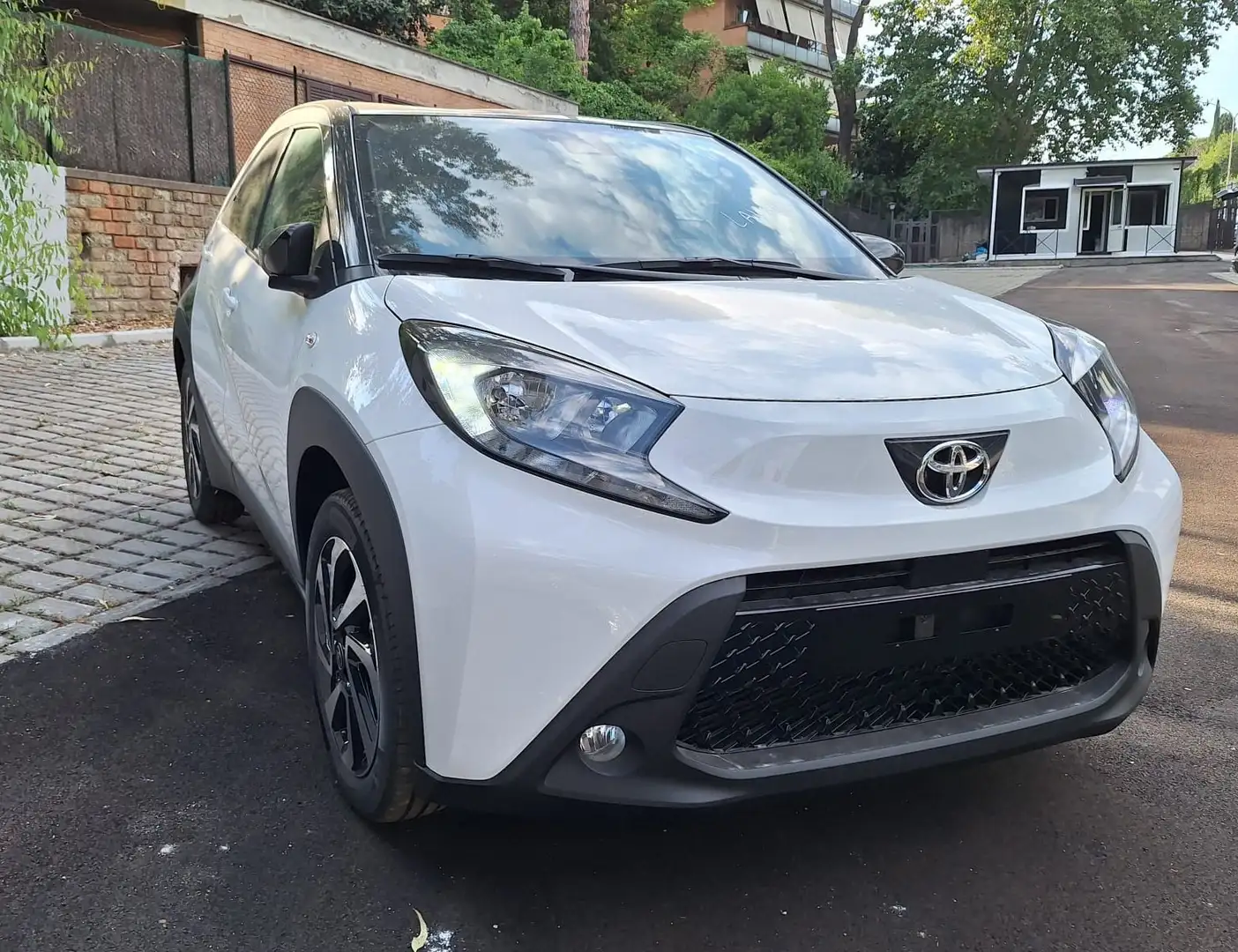 Toyota Aygo Aygo X X 1.0 Trend 72cv s-cvt Bianco - 2