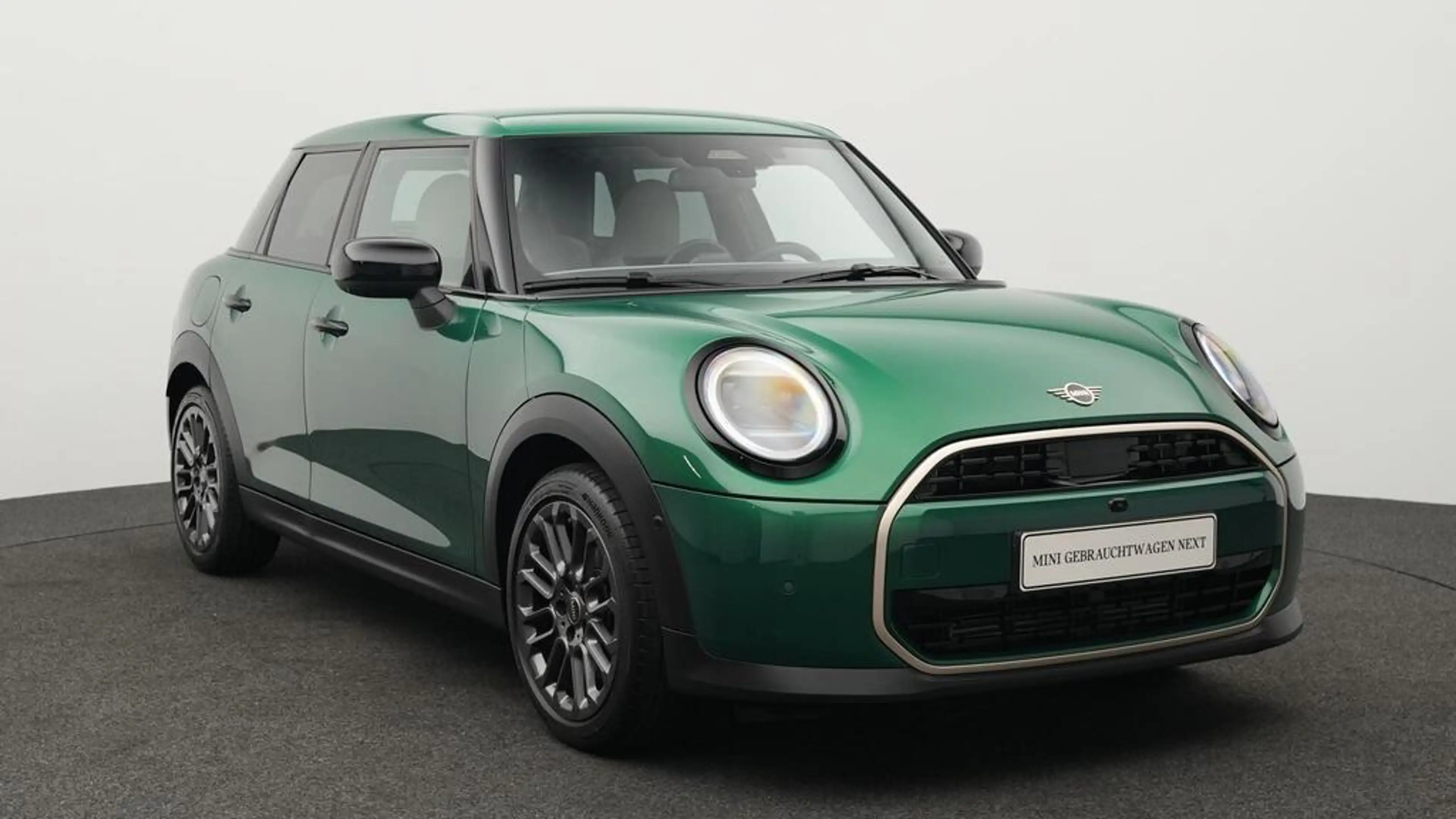 MINI Cooper C Favoured Trim — photo 15