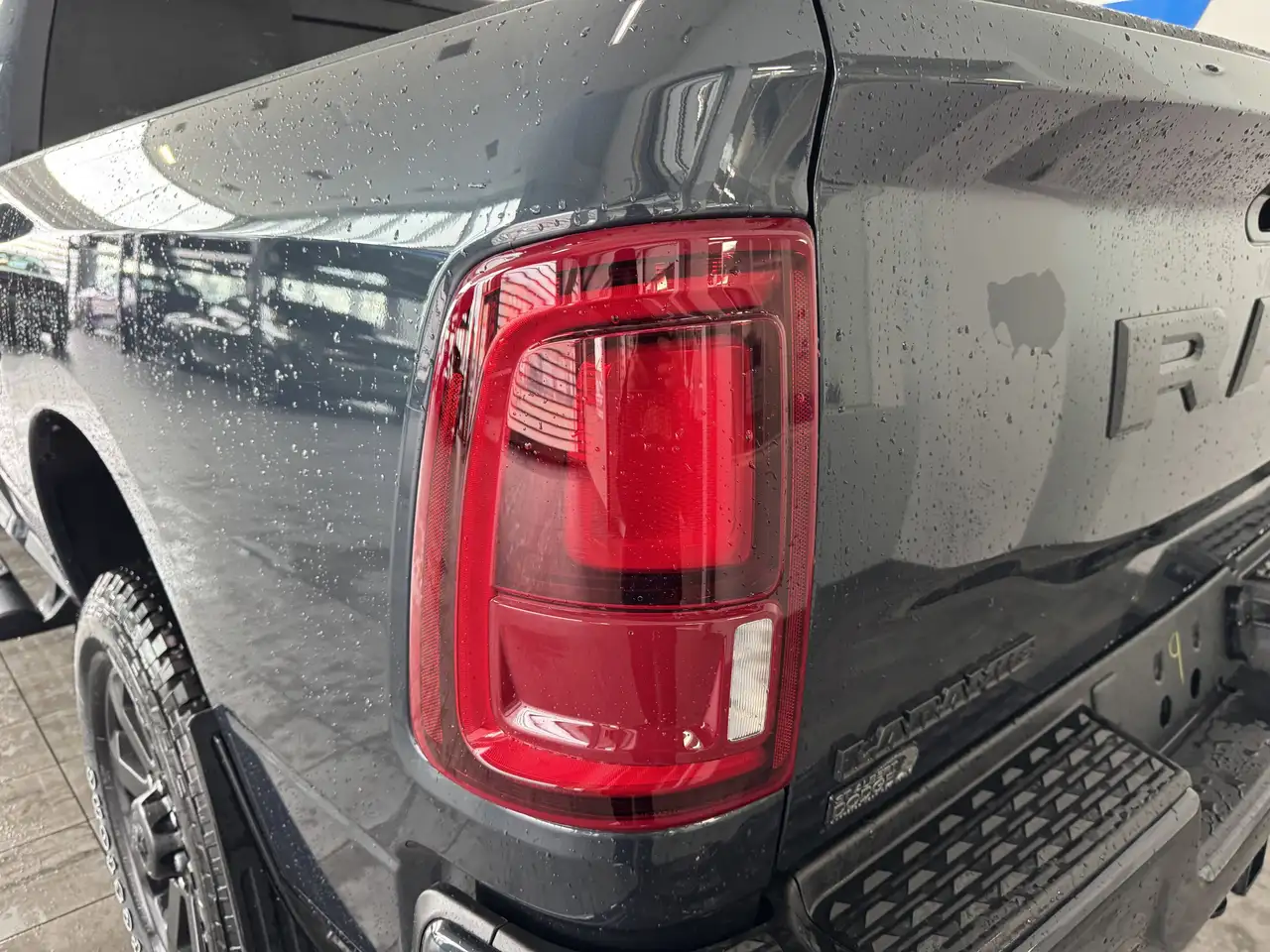 RAM 3500 снимка RAM 3500