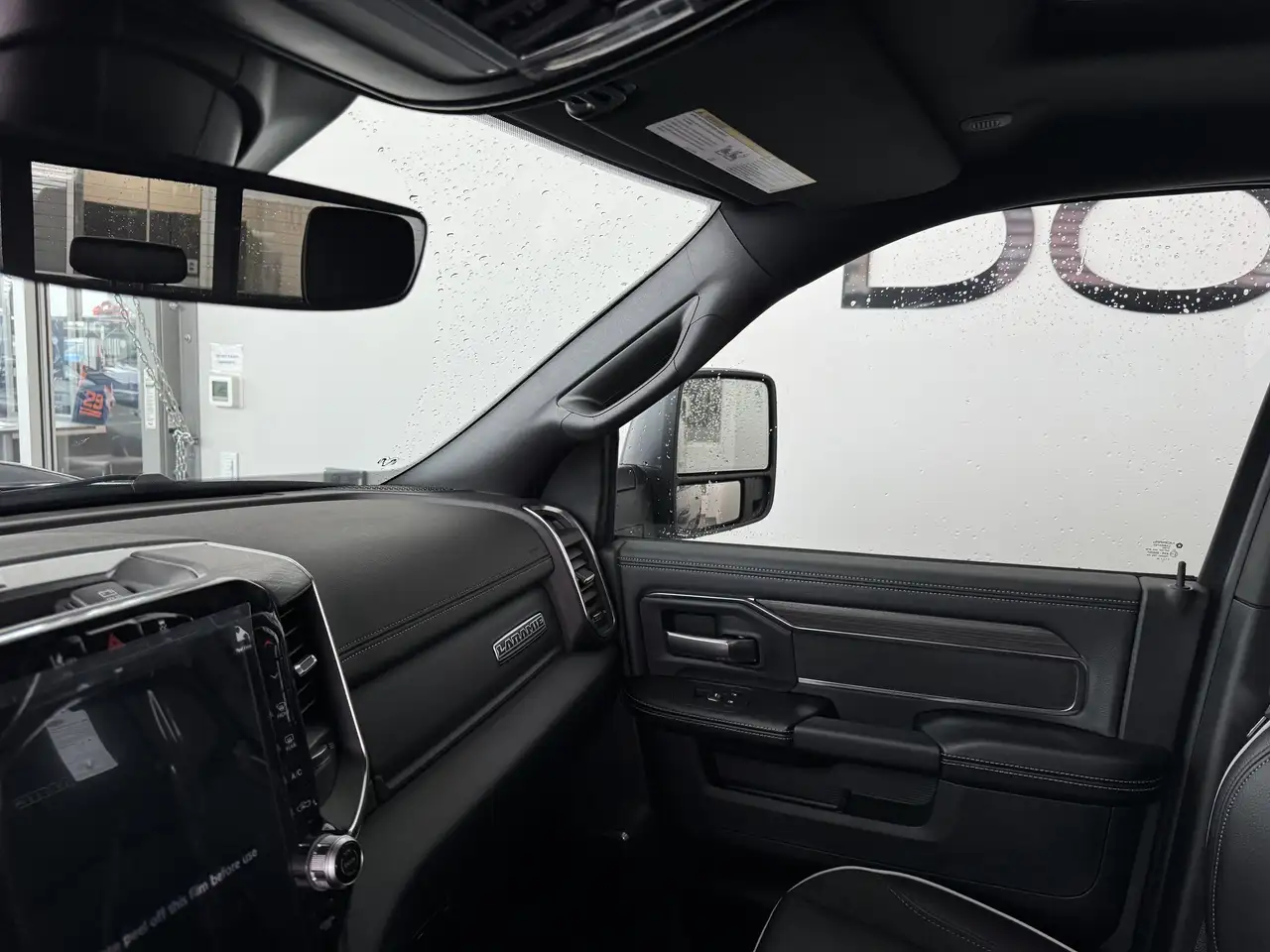 RAM 3500 снимка RAM 3500