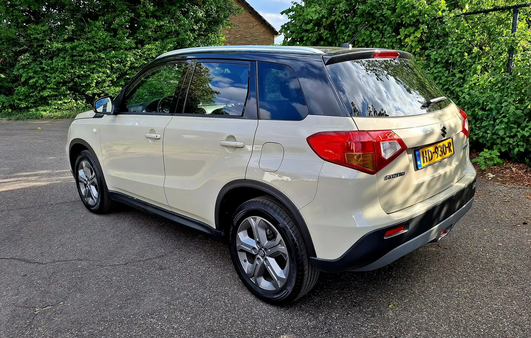 Suzuki Vitara 1.6 Exclusive Beige - 2
