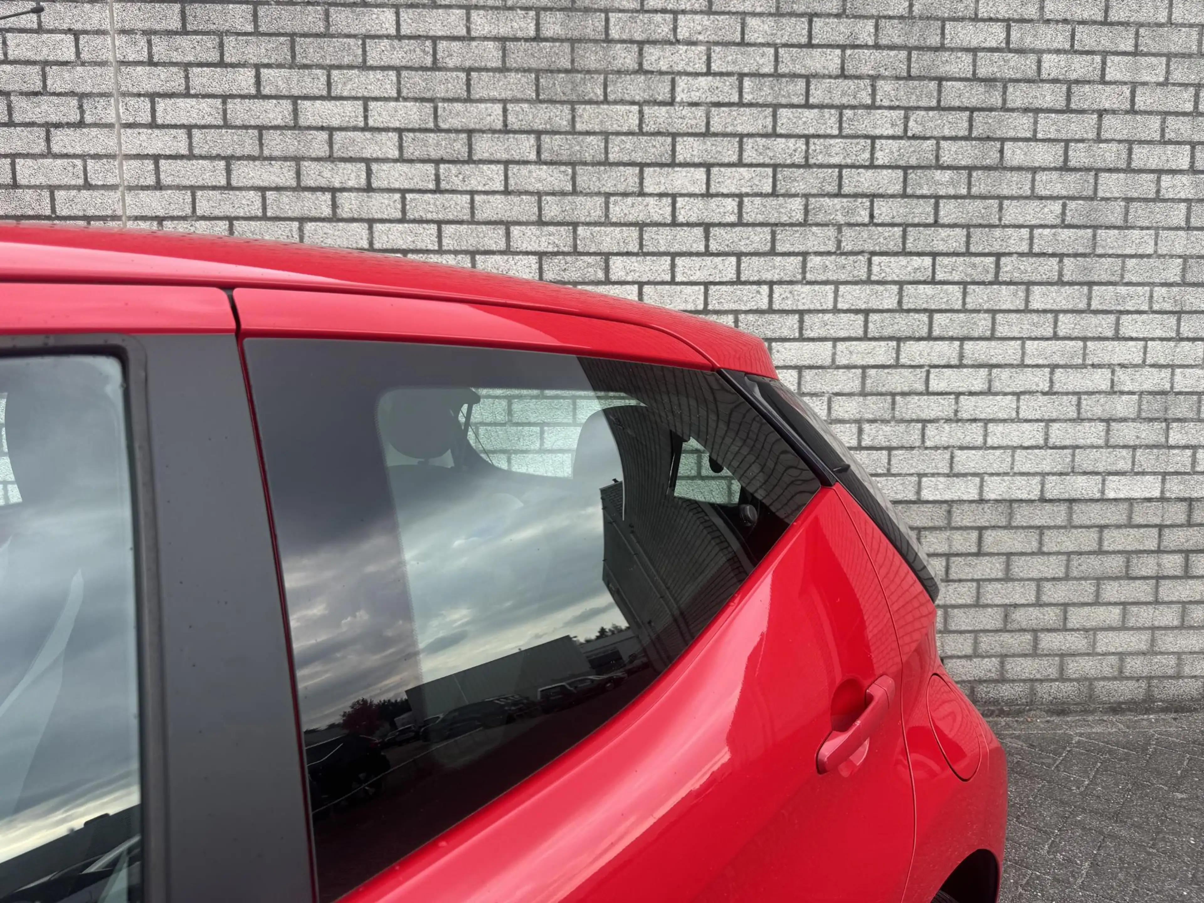 Toyota Aygo 1.0 VVT-i x-play | All-Season banden | Dealer Onde — photo 30