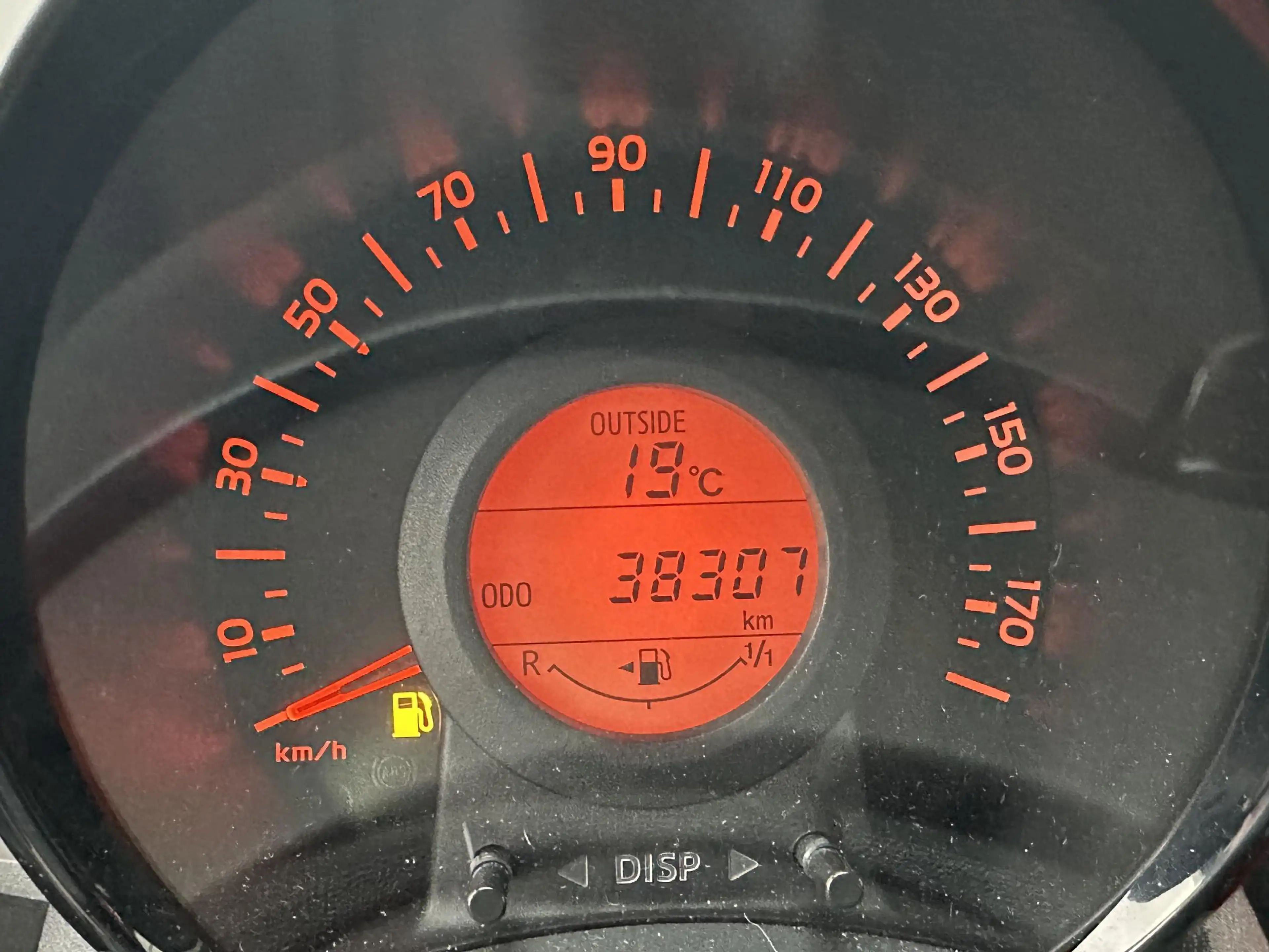 Toyota Aygo 1.0 VVT-i x-play | All-Season banden | Dealer Onde — photo 4