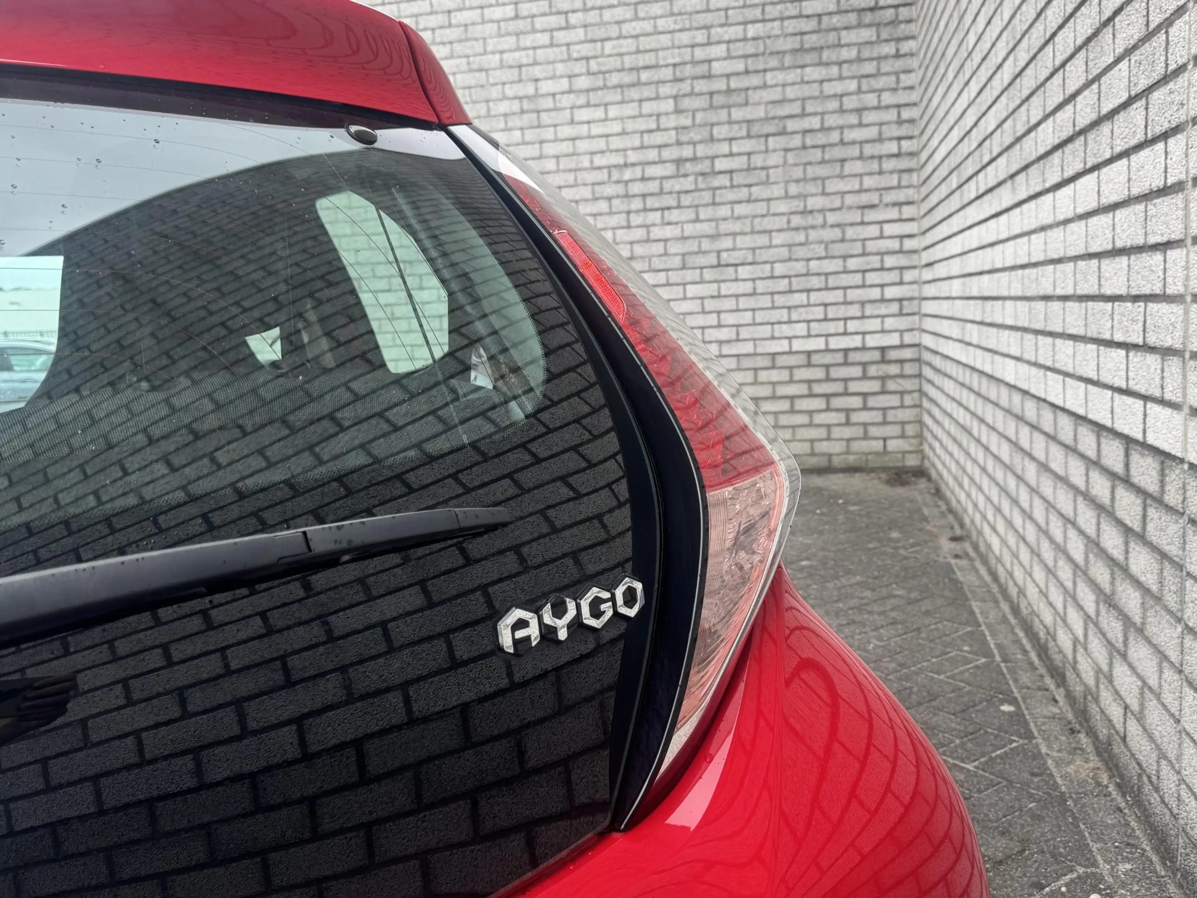 Toyota Aygo 1.0 VVT-i x-play | All-Season banden | Dealer Onde — photo 18