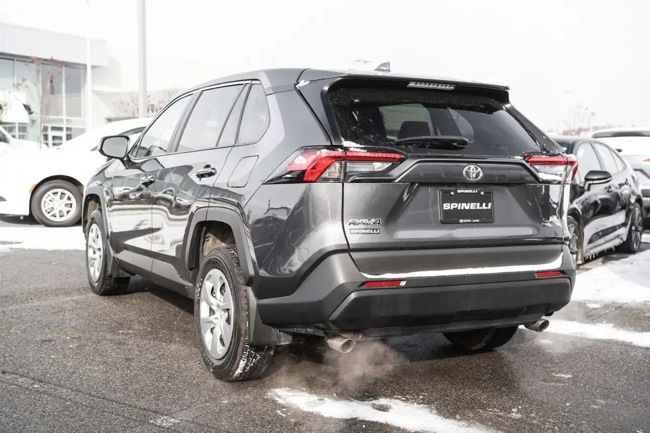 Toyota RAV 4 снимка Toyota RAV 4