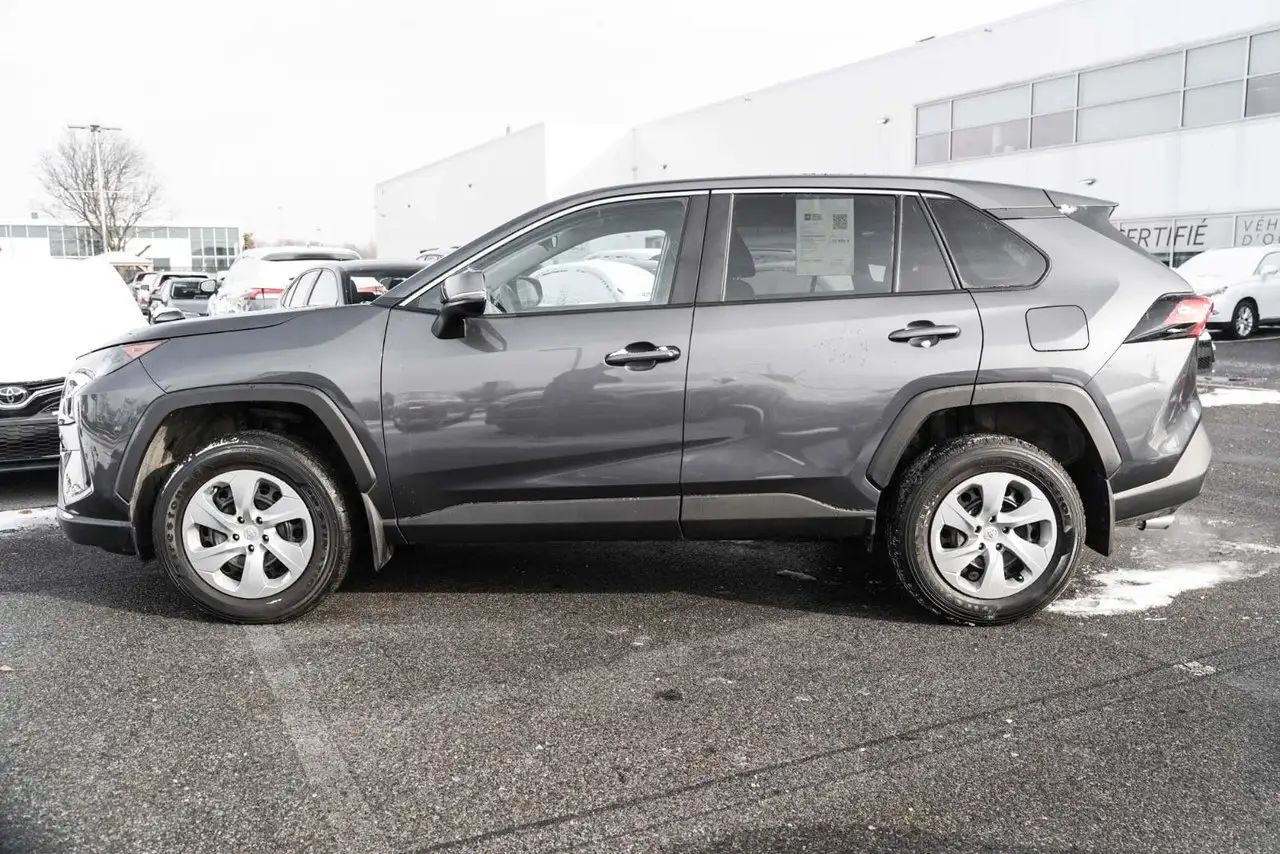Toyota RAV 4 снимка Toyota RAV 4