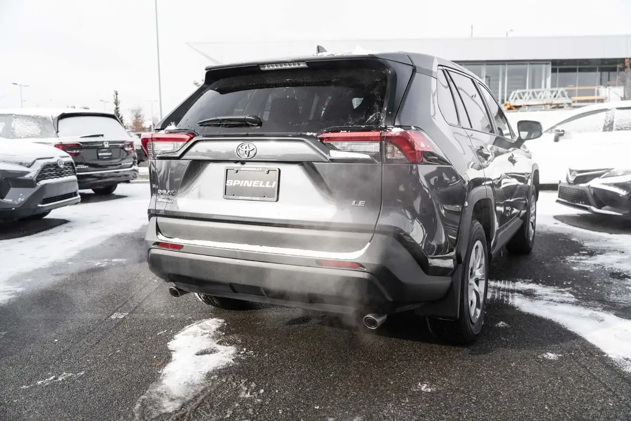 Toyota RAV 4 снимка Toyota RAV 4