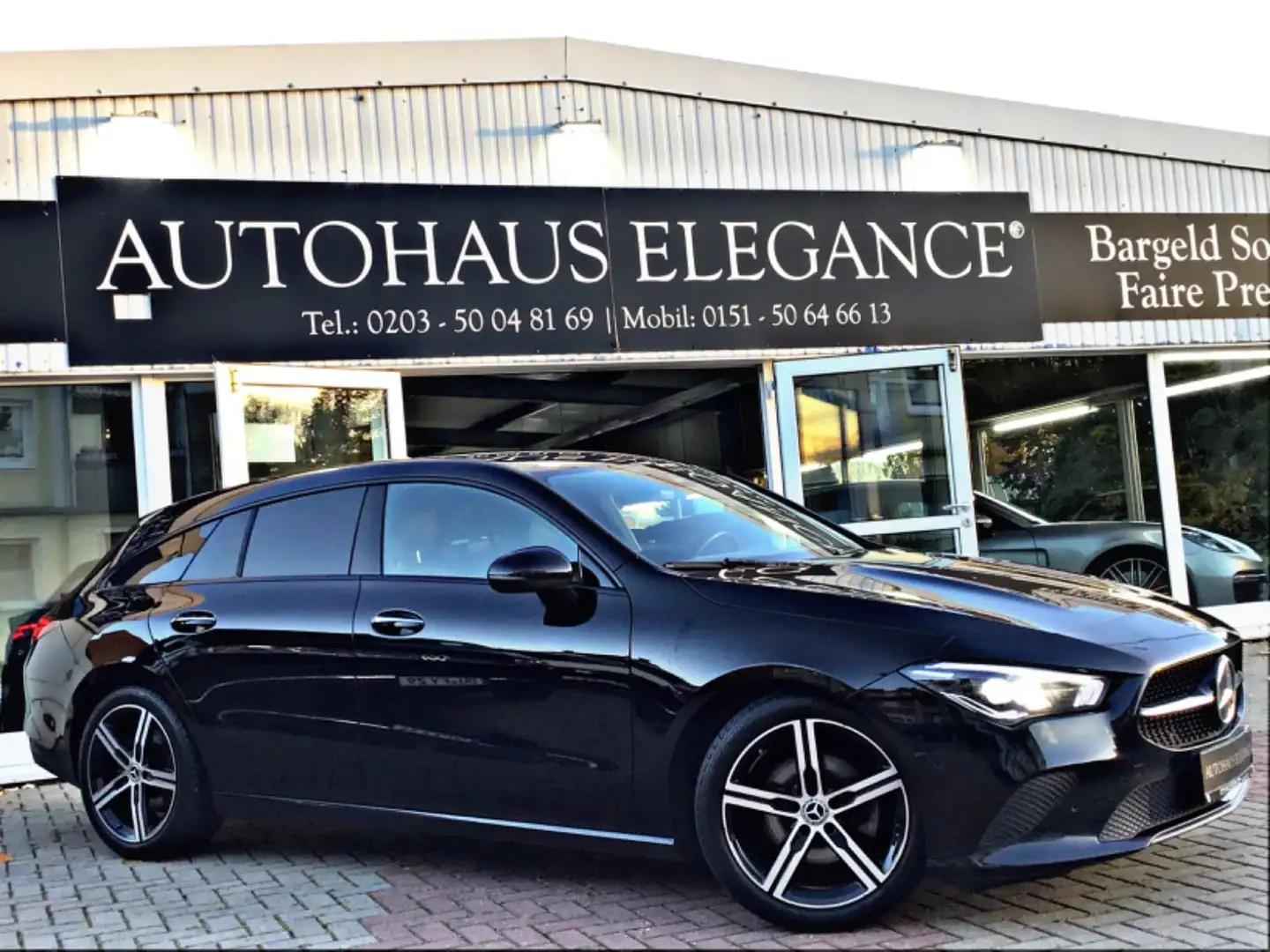 Mercedes-Benz CLA 200 SB Aut~Progressive~Night Paket~Distronic Schwarz - 1