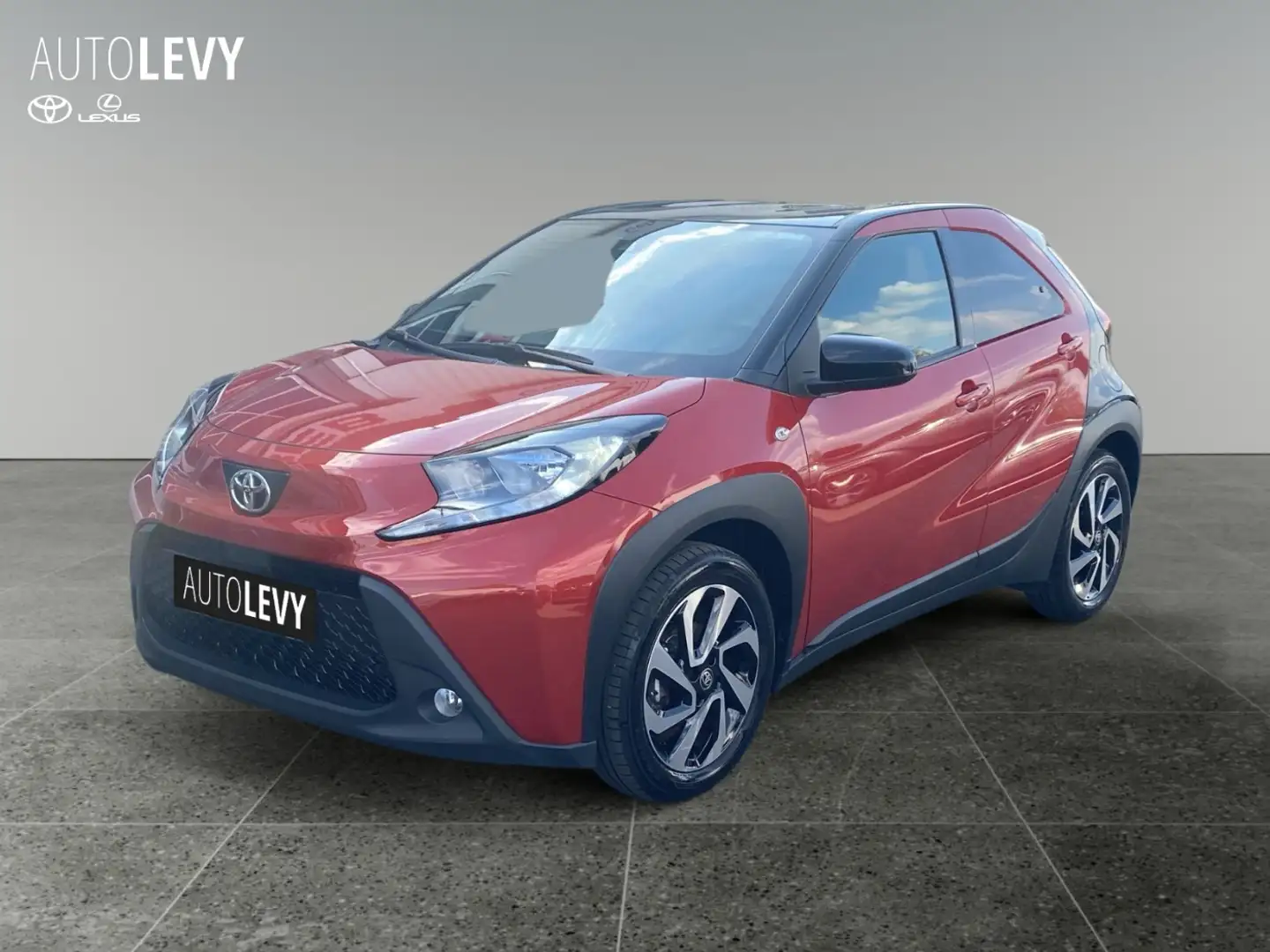 Toyota Aygo 1.0 Team D +RFK+CARPLAY+SHZ+ALLWETTER+ Zwart - 2