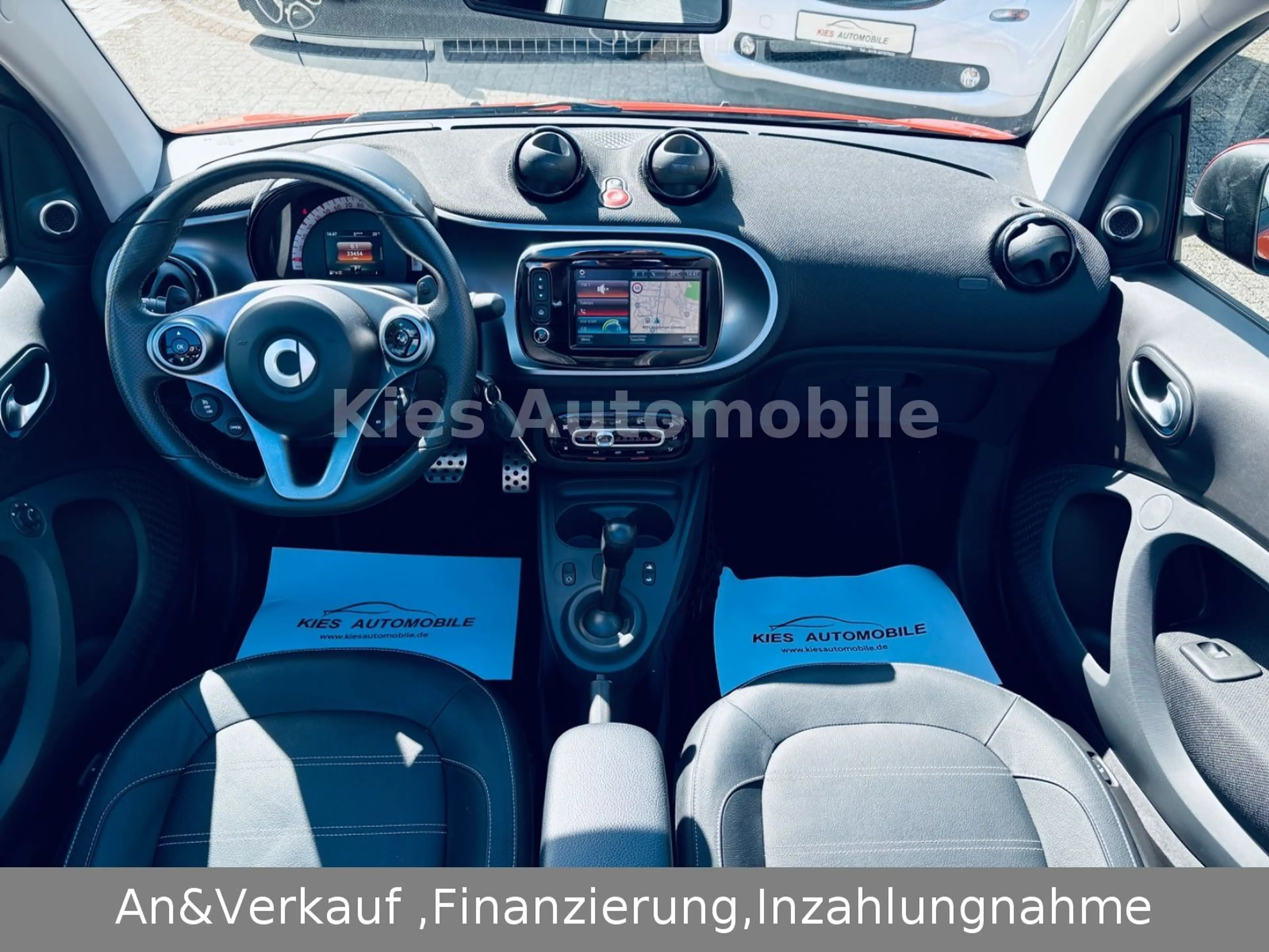 smart forTwo Cabrio Prime Sport AUTOM/LEDER/JBL/KAMERA — photo 11