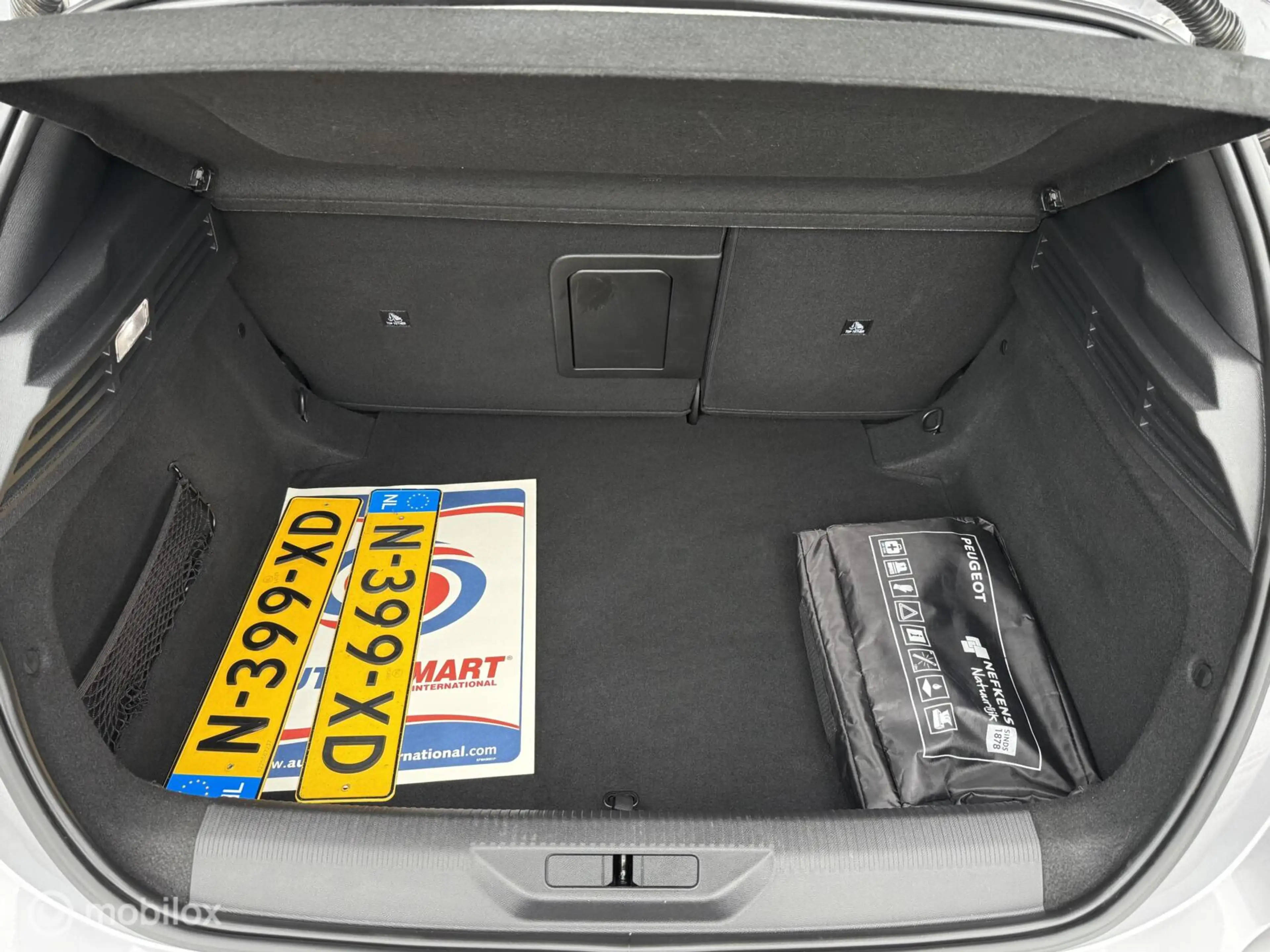 Peugeot 308 1.2 PureTech Allure Pack 360-Camera CarPlay Sfeerv — photo 8