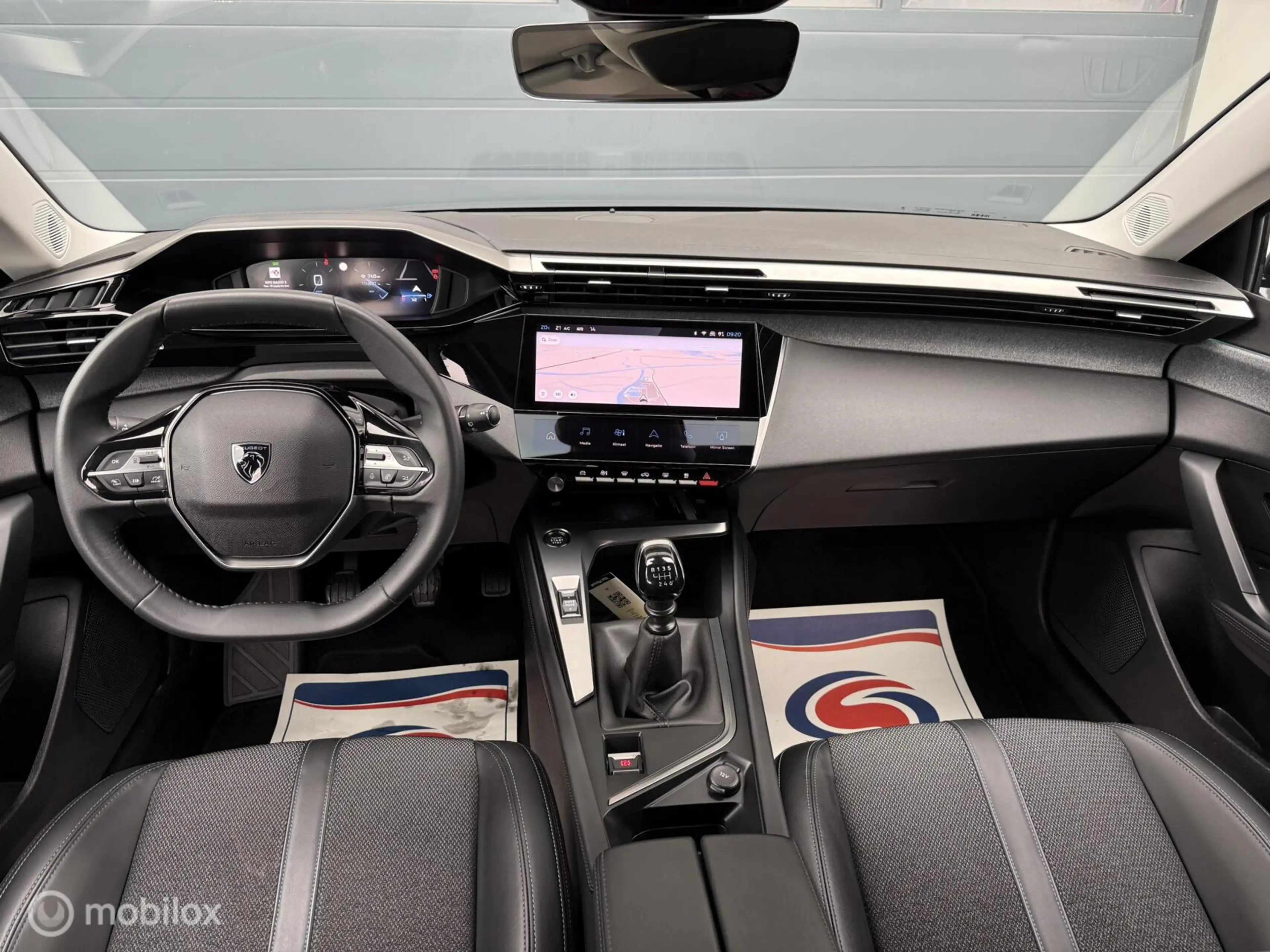 Peugeot 308 1.2 PureTech Allure Pack 360-Camera CarPlay Sfeerv — photo 3