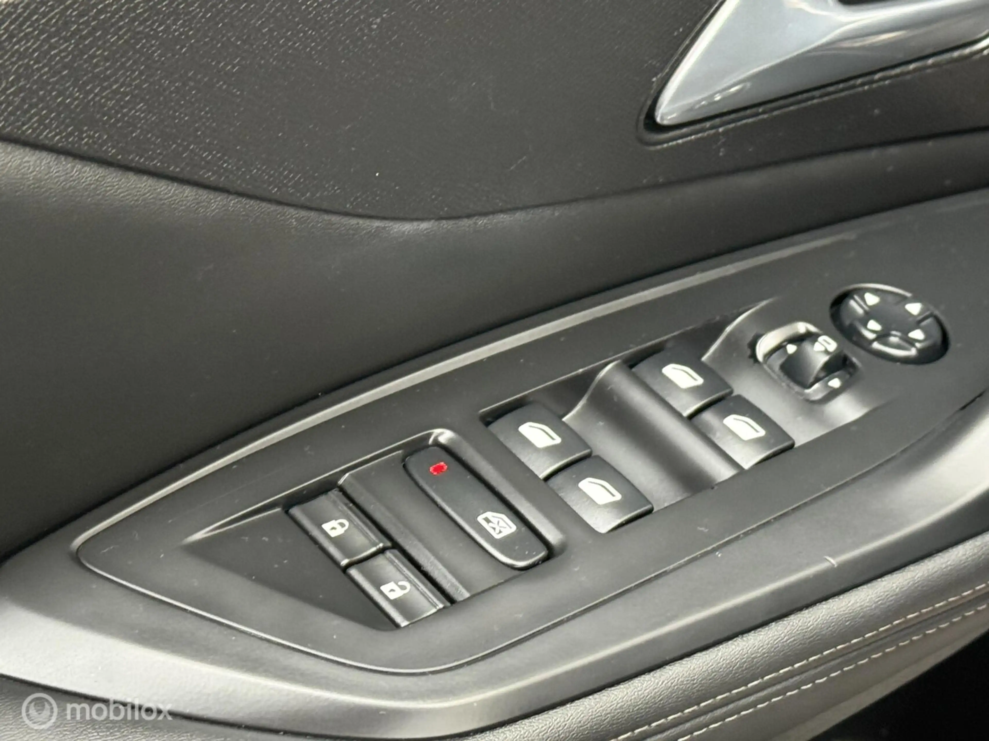 Peugeot 308 1.2 PureTech Allure Pack 360-Camera CarPlay Sfeerv — photo 35
