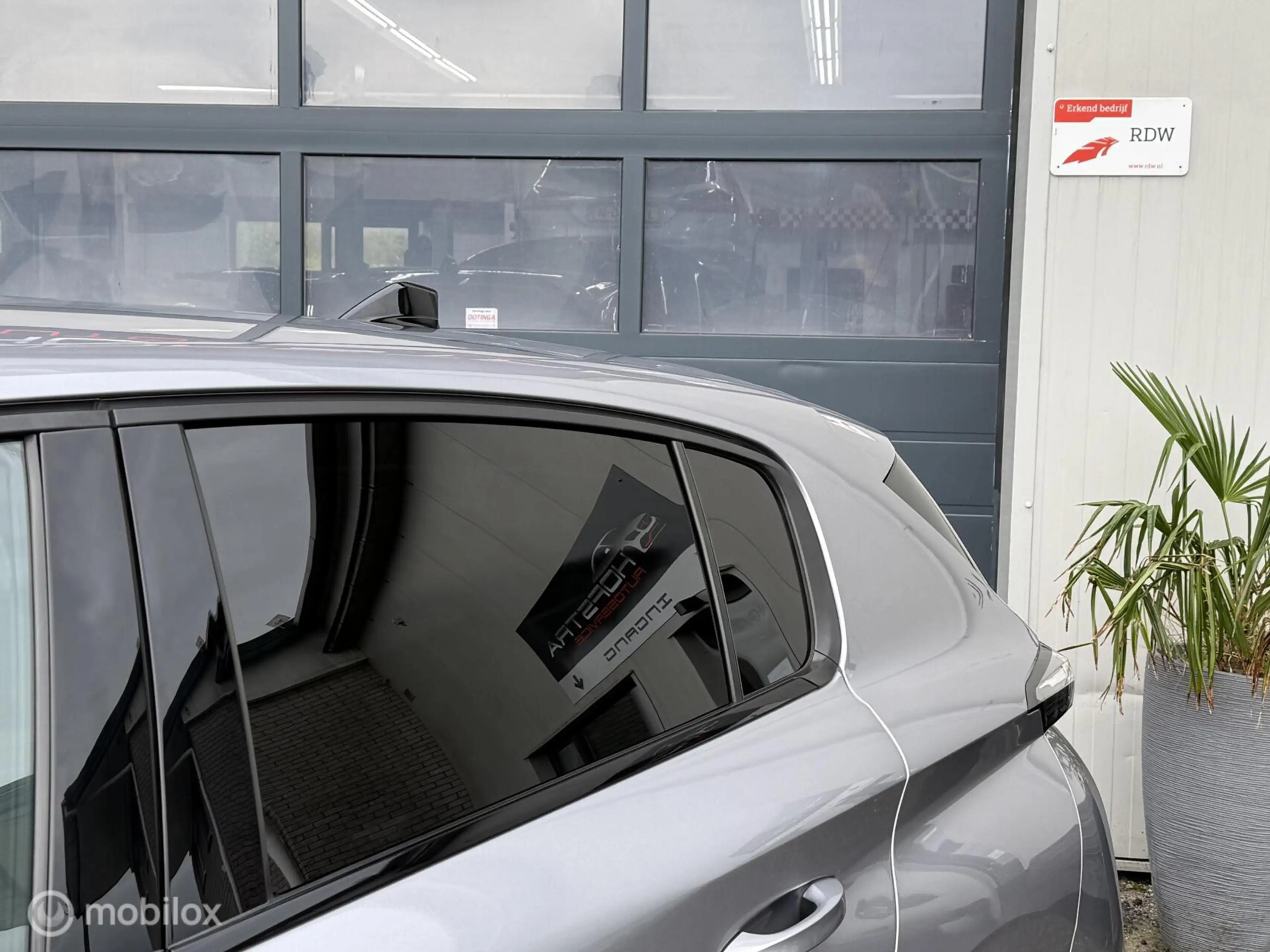 Peugeot 308 1.2 PureTech Allure Pack 360-Camera CarPlay Sfeerv — photo 14