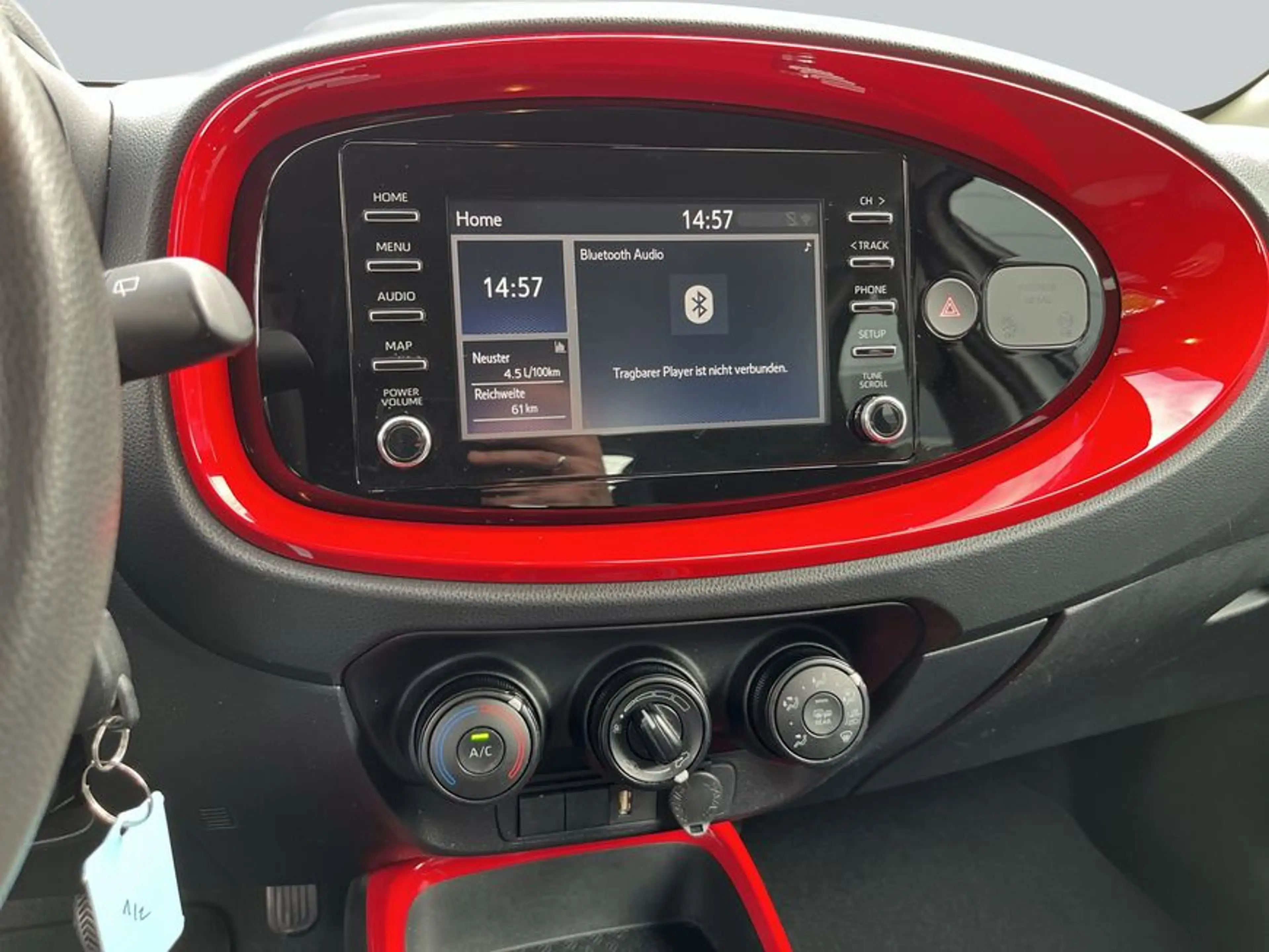 Toyota Aygo X X *Klima*Allwetter*Spurhalte* — photo 14