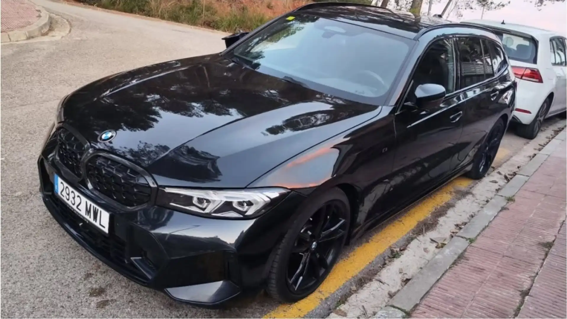 BMW 340 M340dA xDrive Touring Schwarz - 1