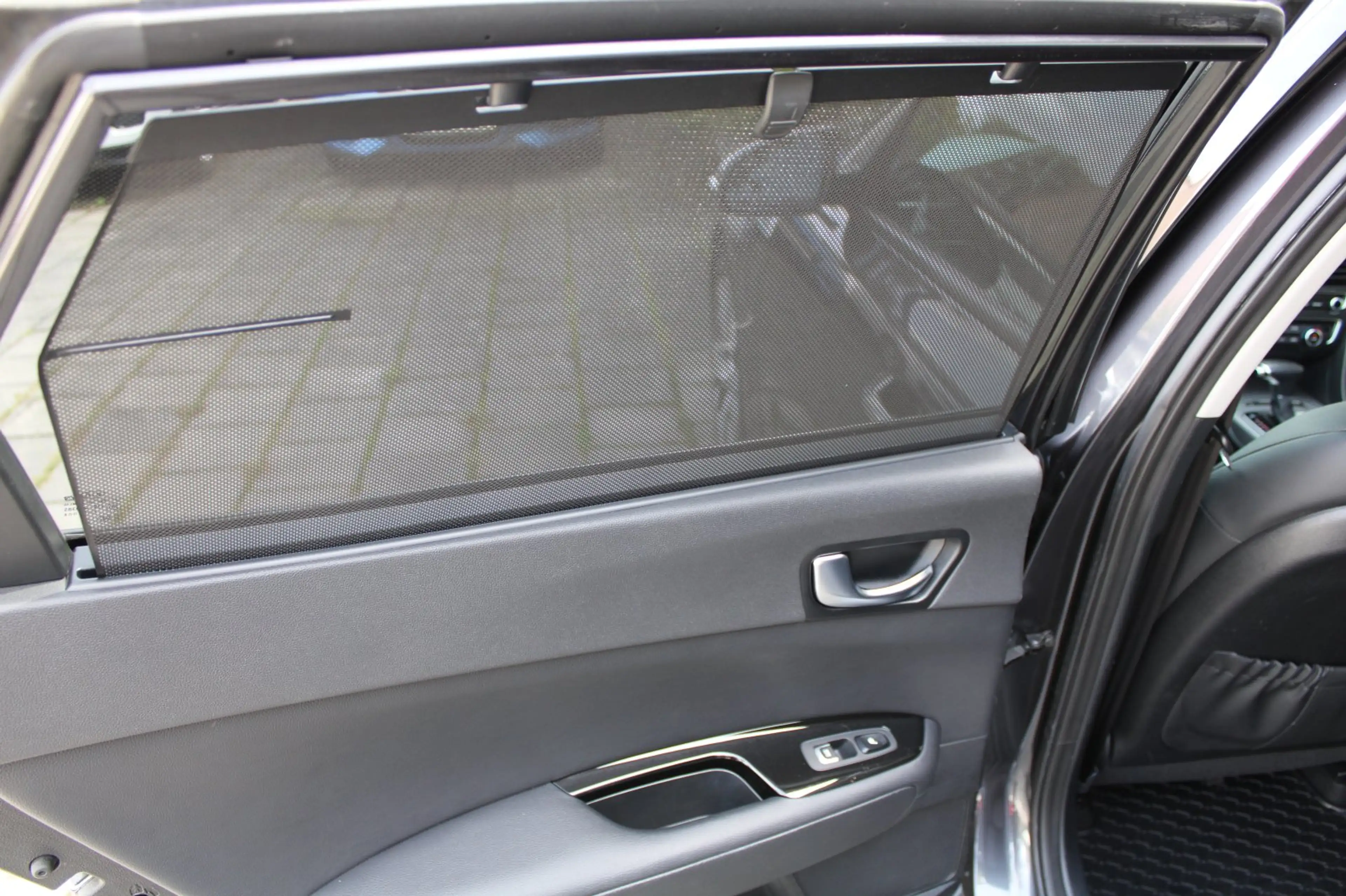 Kia Optima Sportswagon 2.0 GDI Plug-In Hybrid Spirit Navigati — photo 15