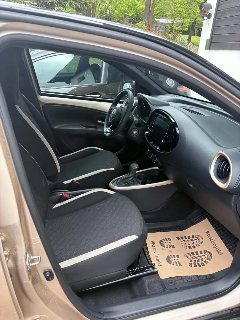Toyota Aygo X S-CVT Explore - 2