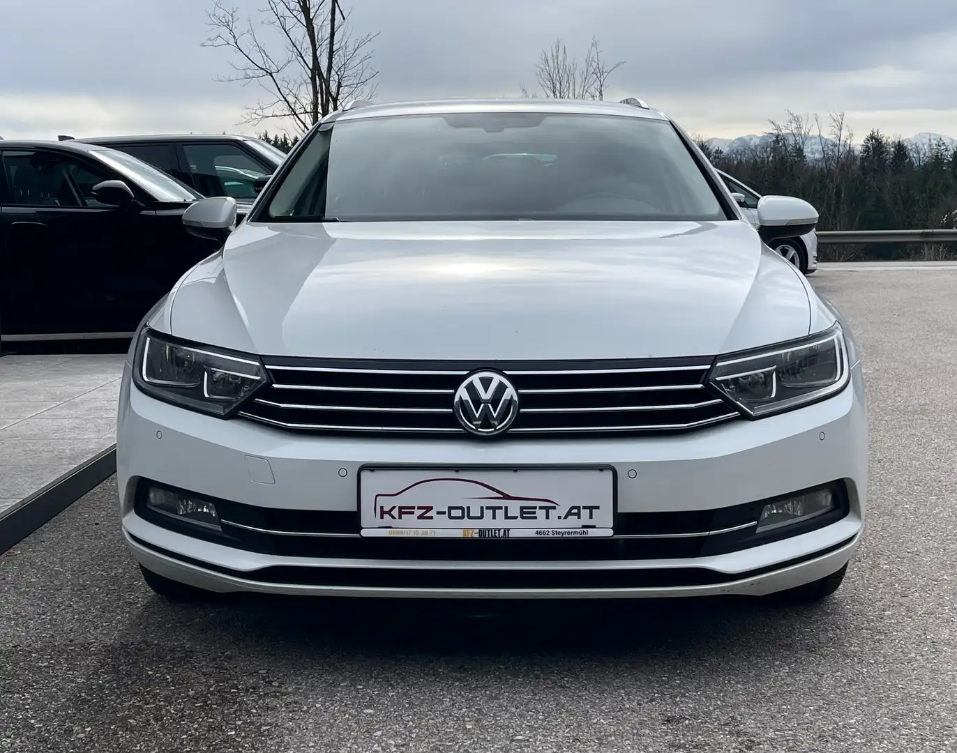 Volkswagen Passat Variant Comfortline 2,0 TDI DSG*1.Besitz*A-CarPlay*SHZ*Top Bianco - 2