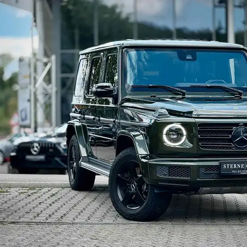 Mercedes-Benz G 400