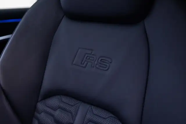 Audi RS6 view 7