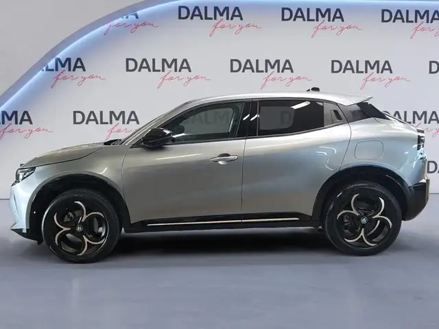 Alfa Romeo Junior view 2