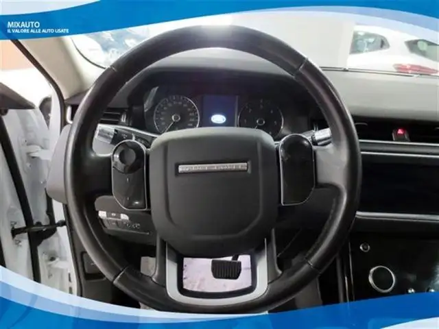 Land Rover Range Rover Evoque view 4