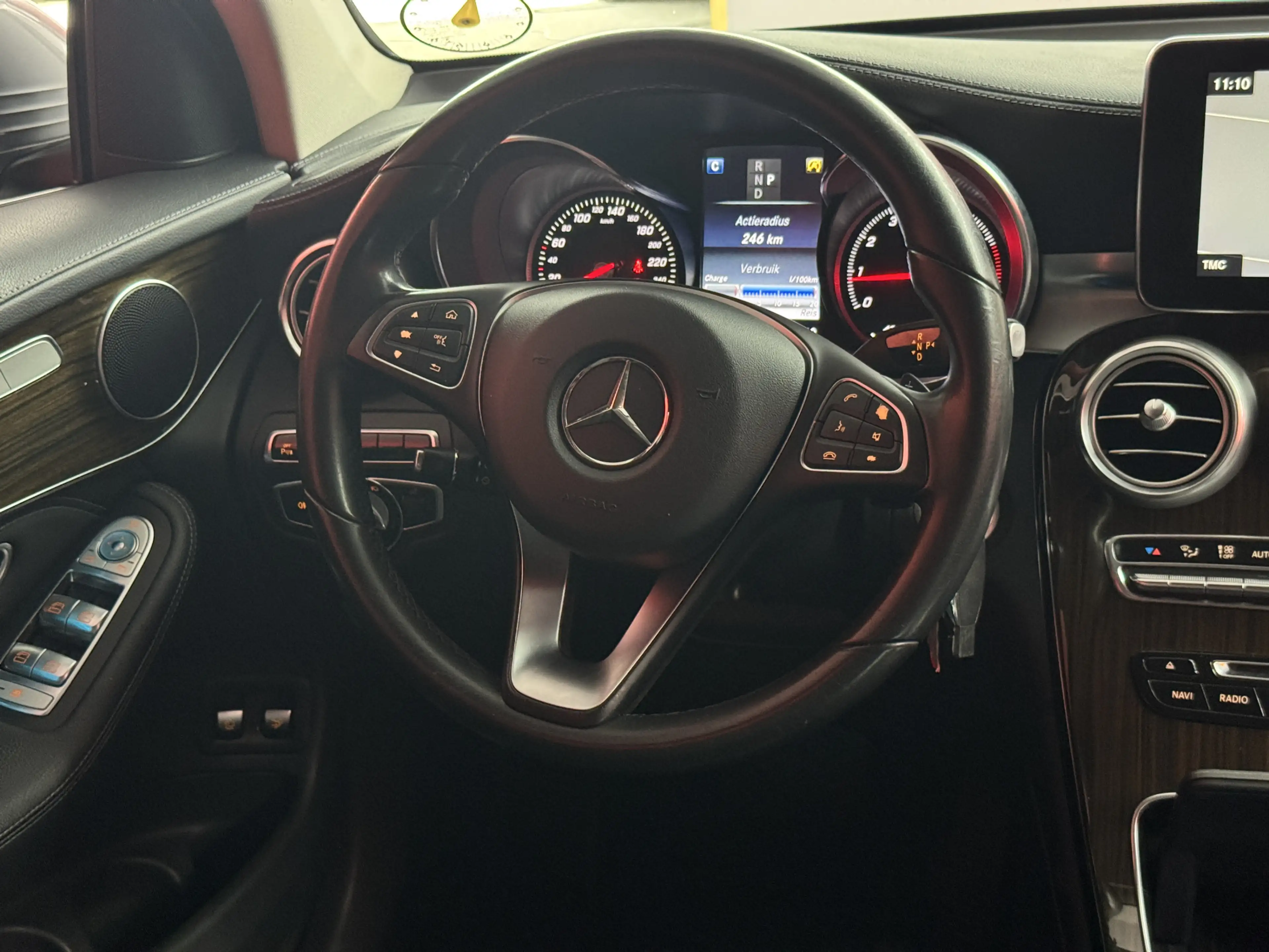 Mercedes-Benz GLC 250 4MATIC Prestige | Nieuw Binnen | Navigatie | Leer — photo 7