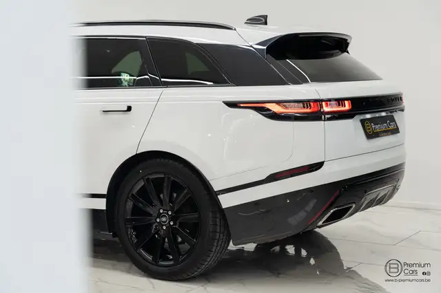 Land Rover Range Rover Velar view 9