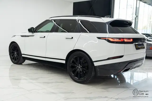Land Rover Range Rover Velar view 14